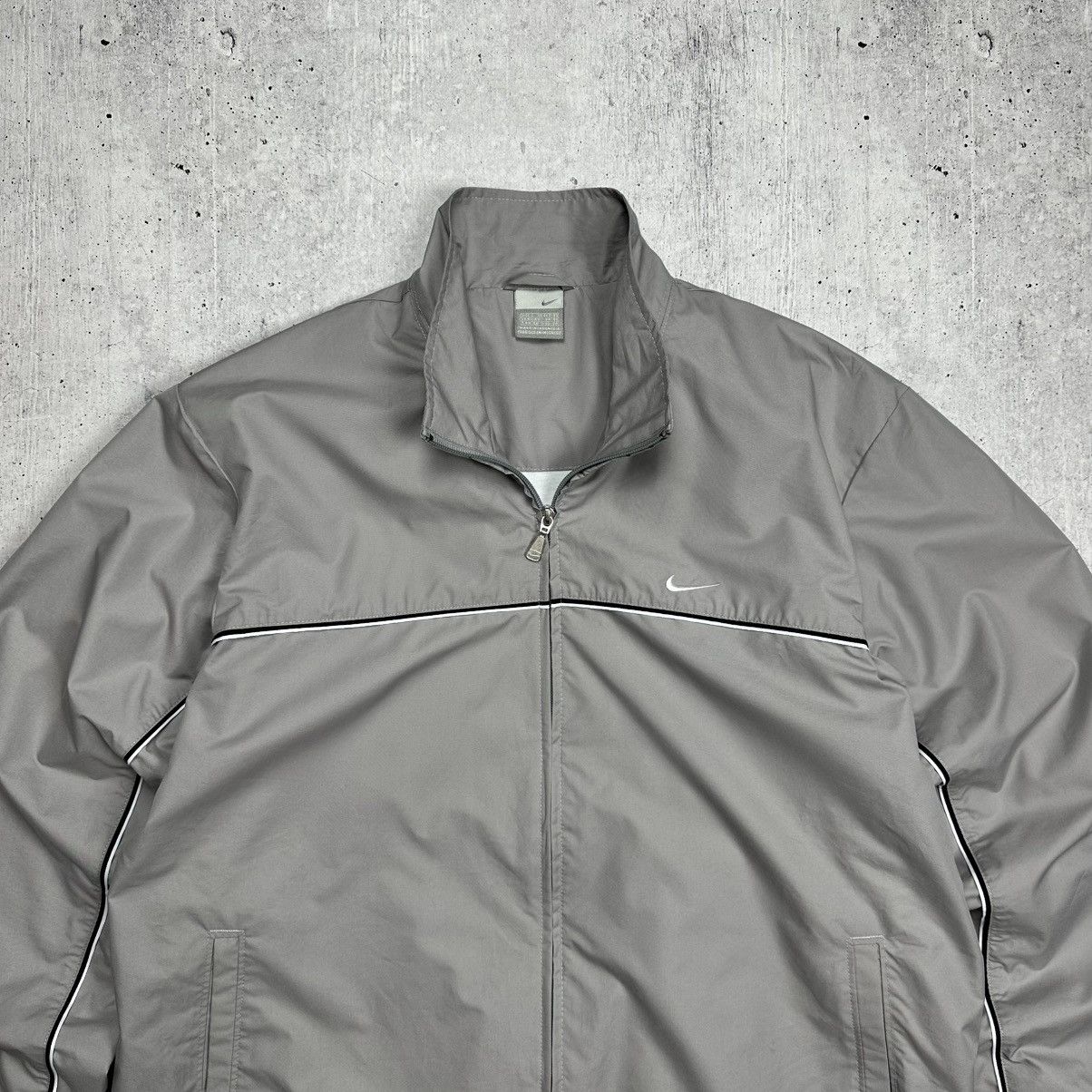 Nike × Vintage Vintage Nike Nylon Jacket Track Full Zip Y2K Drill Swoosh Size US L / EU 52-54 / 3 - 2 Thumbnail