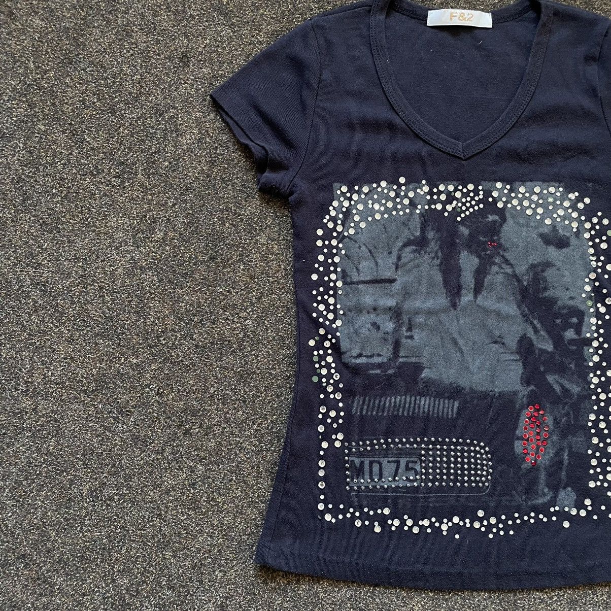 Vintage Vintage Y2K Graphic Tee Rhinestone Studded Streetwear Boxy M Size M / US 6-8 / IT 42-44 - 2 Thumbnail