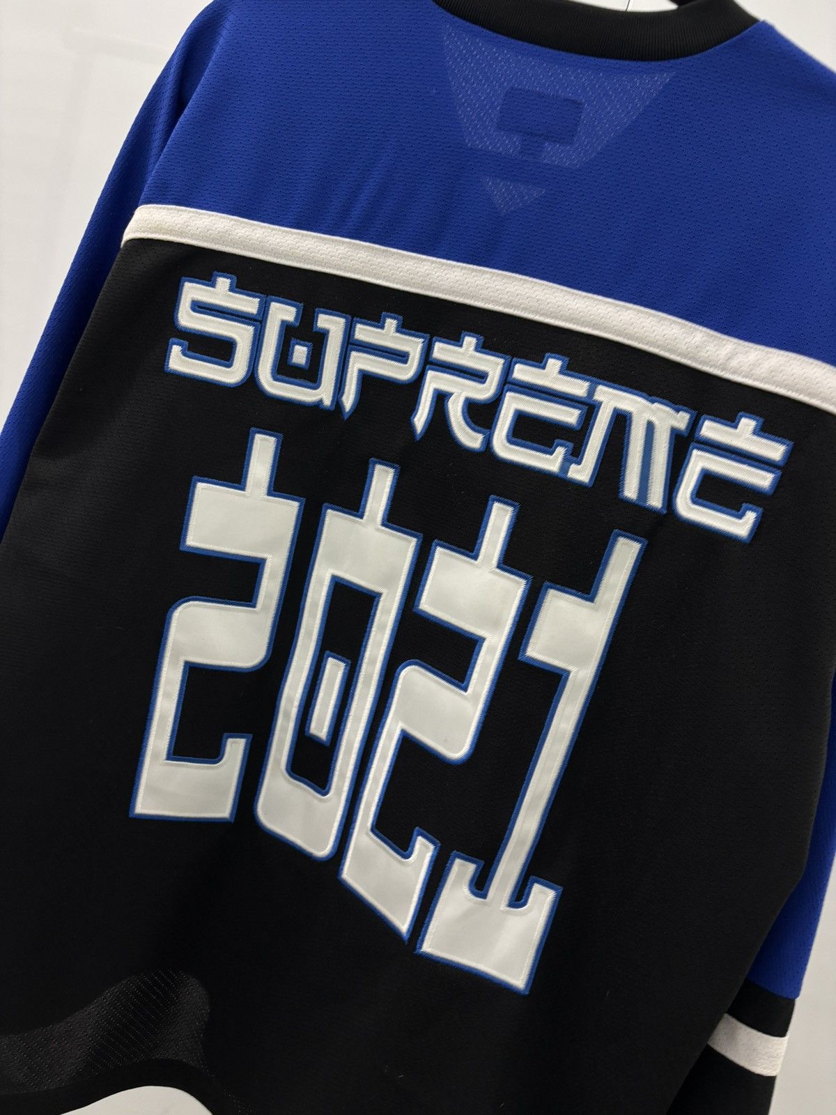 Supreme Supreme Hockey Dragon Jersey FW21 Size US M / EU 48-50 / 2 - 4 Thumbnail
