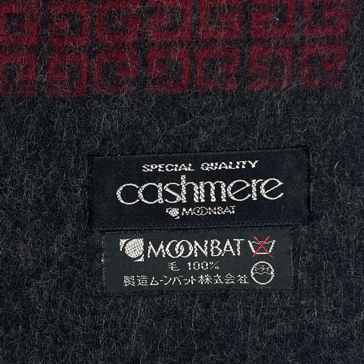 Givenchy × Vintage Vintage Givenchy Japan Cashmere Scarf Muffler Size ONE SIZE - 11 Thumbnail