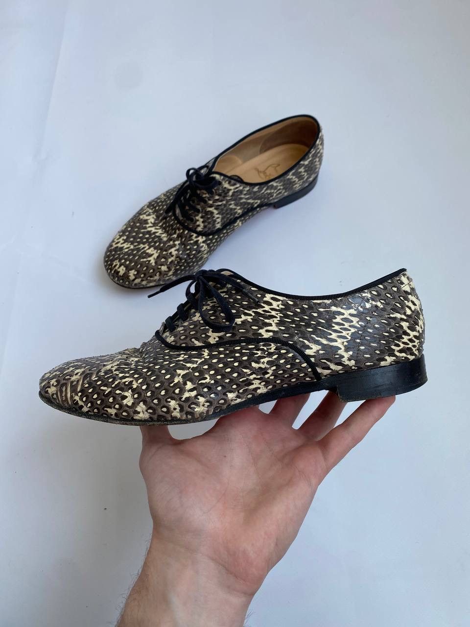 Christian Louboutin Christian Louboutin Lace Ups Low Top Snakeskin Size US 10 / IT 40 - 1 Thumbnail