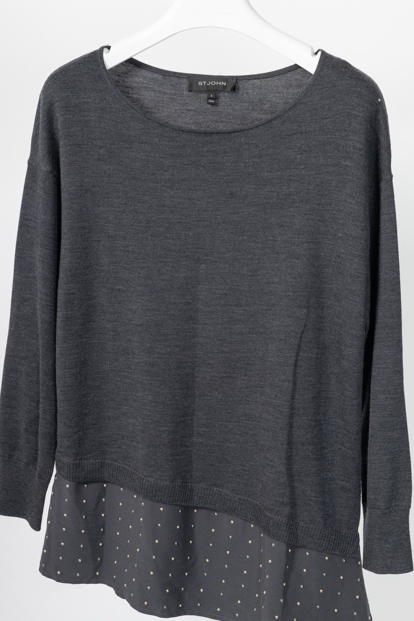 St. John St. John R18 Grey Wool Asymmetrical Studded-Hem Sweater Size S / US 4 / IT 40 - 3 Thumbnail