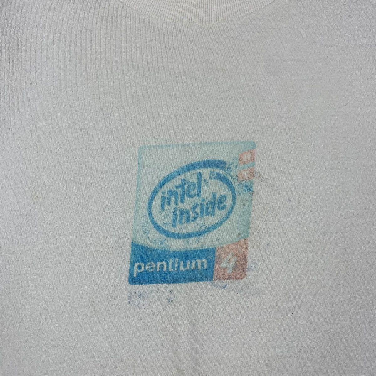 Vintage Vintage INTEL INSIDE Pentium 4 T-Shirt Vintage Clothing Size US L / EU 52-54 / 3 - 3 Thumbnail