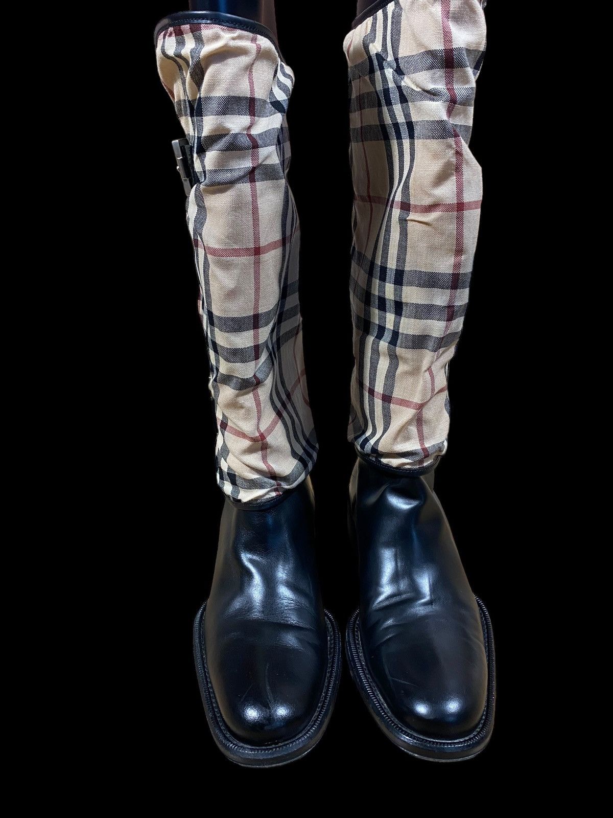 Burberry × Vintage Y2K Burberry Novacheck Buckle Riding Boots Size 37.5 Size US 7.5 / IT 37.5 - 8 Thumbnail