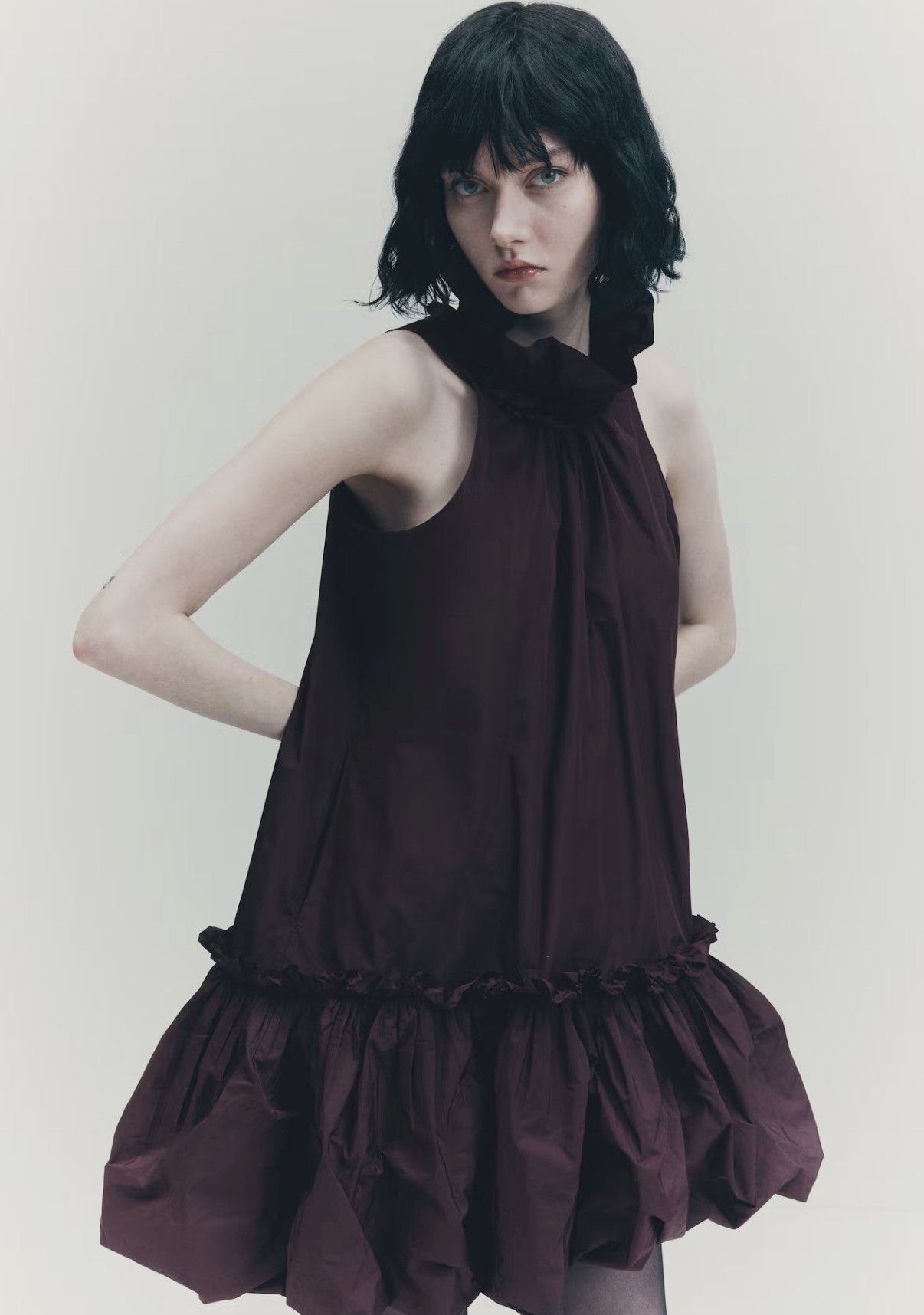 H&M H&M Ruffled Collar Dress Bubble Hem Size L / US 10 / IT 46 - 2 Thumbnail