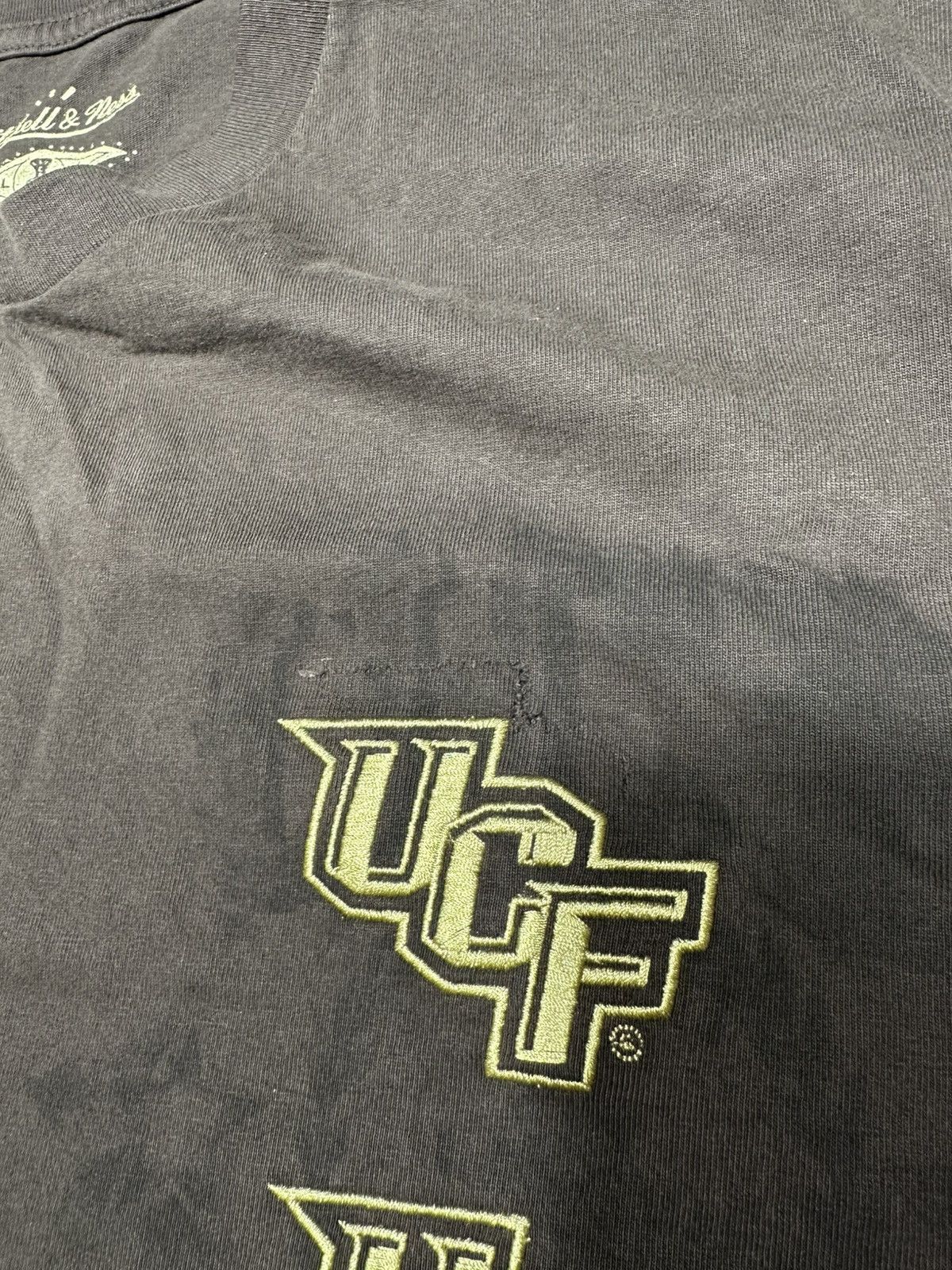 Mitchell & Ness × Travis Scott TRAVIS SCOTT UCF COLLAB TEE/ MITCHELL AND NESS XL RARE Size US XL / EU 56 / 4 - 5 Thumbnail