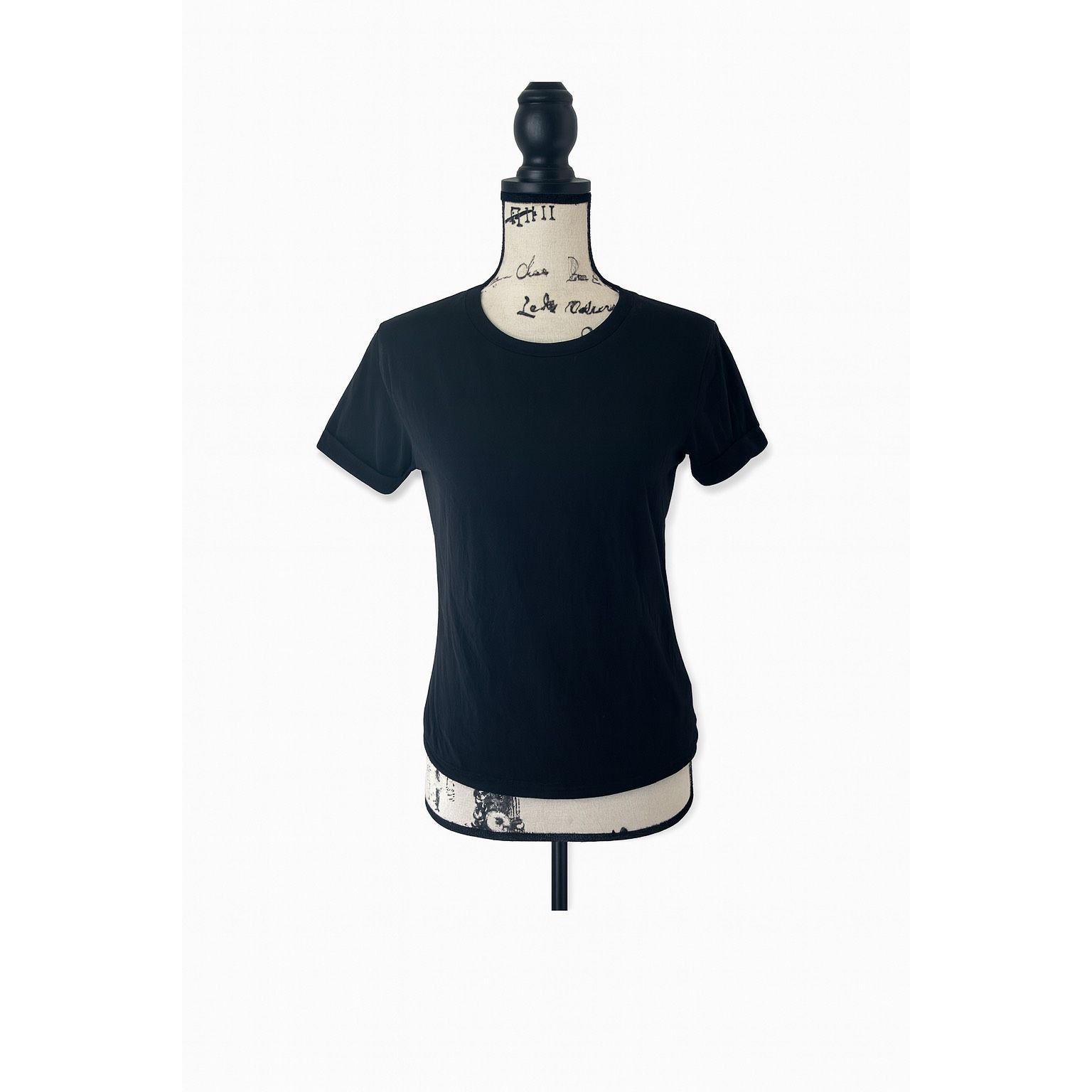 Other Wild Fable Women’s Black T-Shirt | Short Sleeve Cuffed Crew Size S / US 4 / IT 40 - 1 Thumbnail