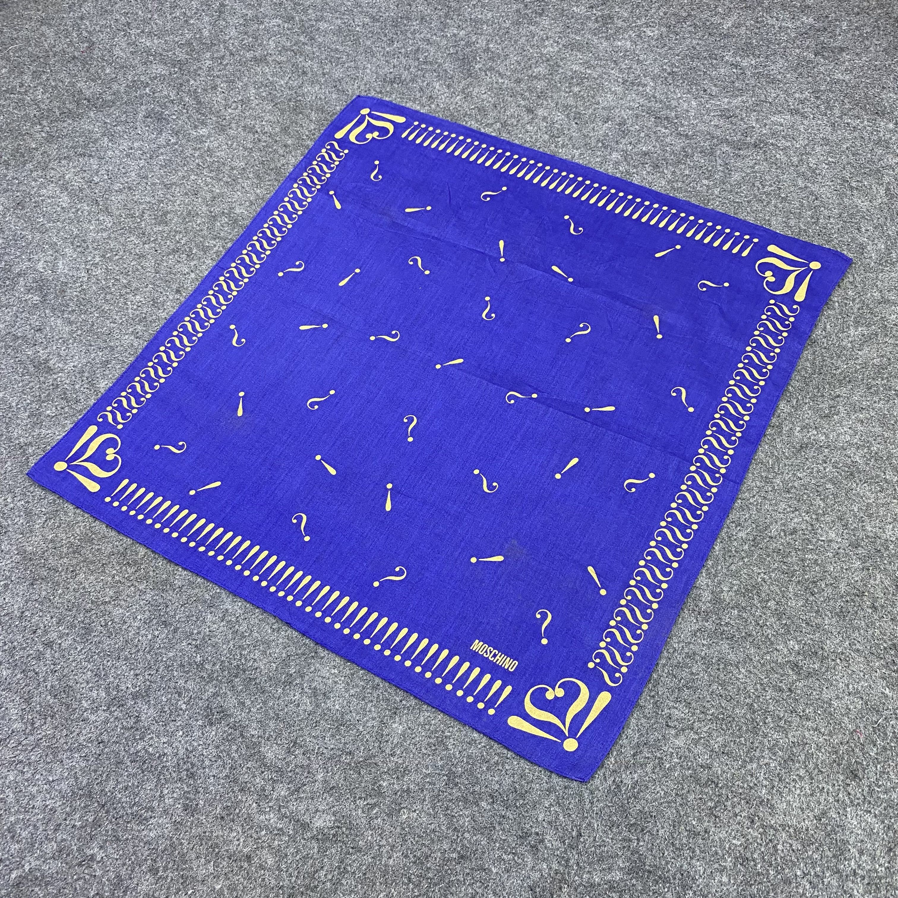 Moschino Moschino Handkerchief / Bandana / Neckerchief C750 Size ONE SIZE - 4 Thumbnail