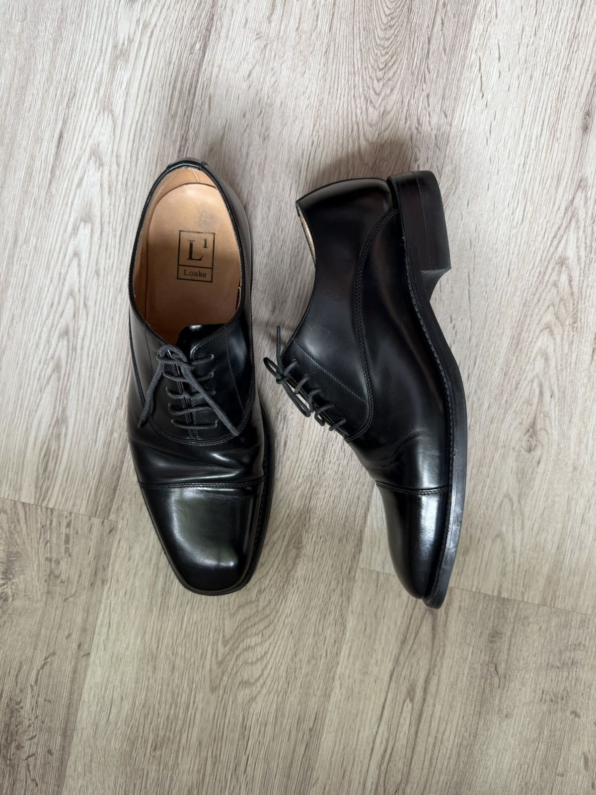 Loake Loake 260B Black Cap Toe Oxford Shoes Goodyear Welted Size US 9 / EU 42 - 16 Thumbnail