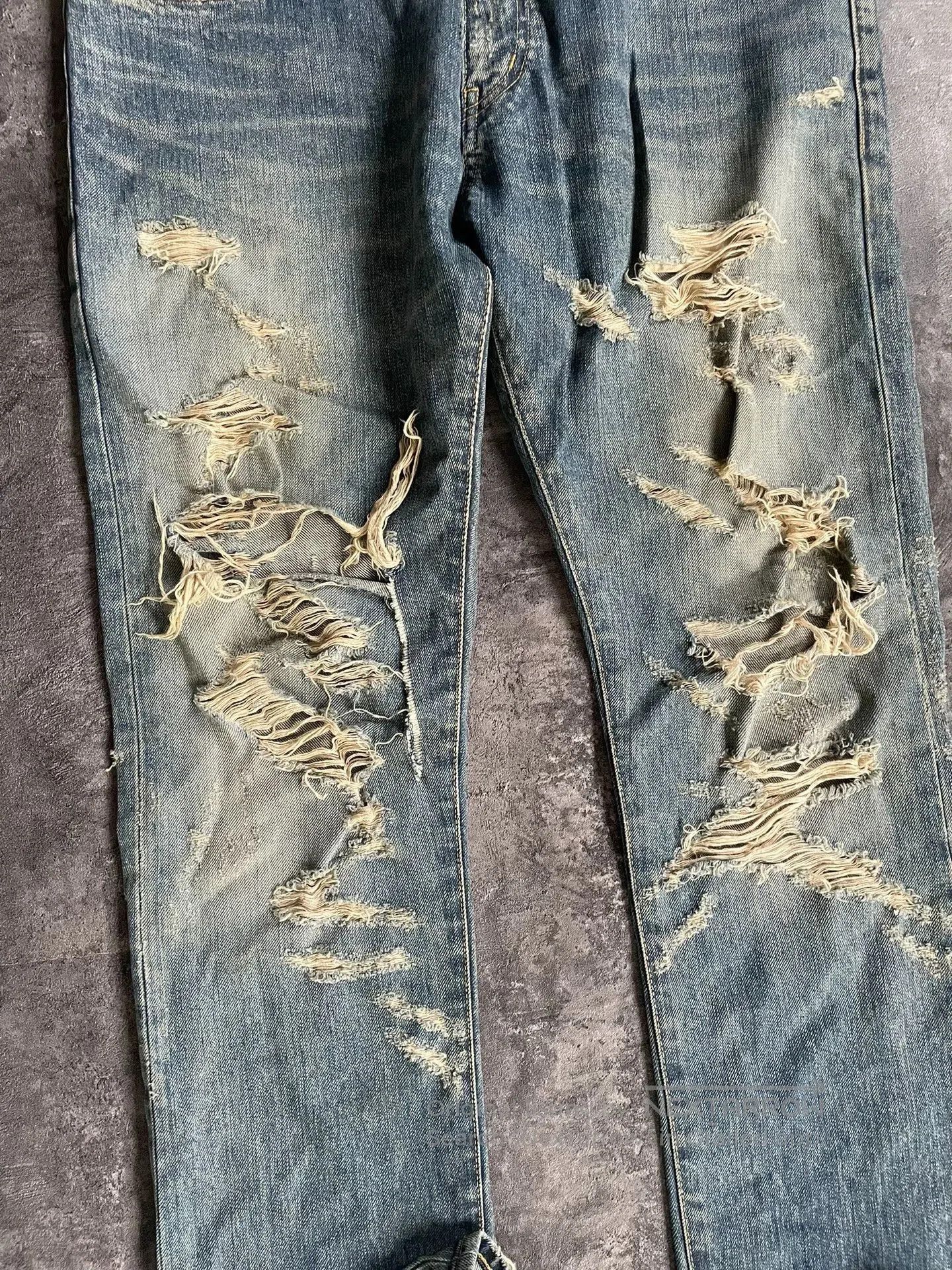 Saint Laurent Paris Saint Laurent Distressed Jeans. Size US 34 / EU 50 - 5 Thumbnail