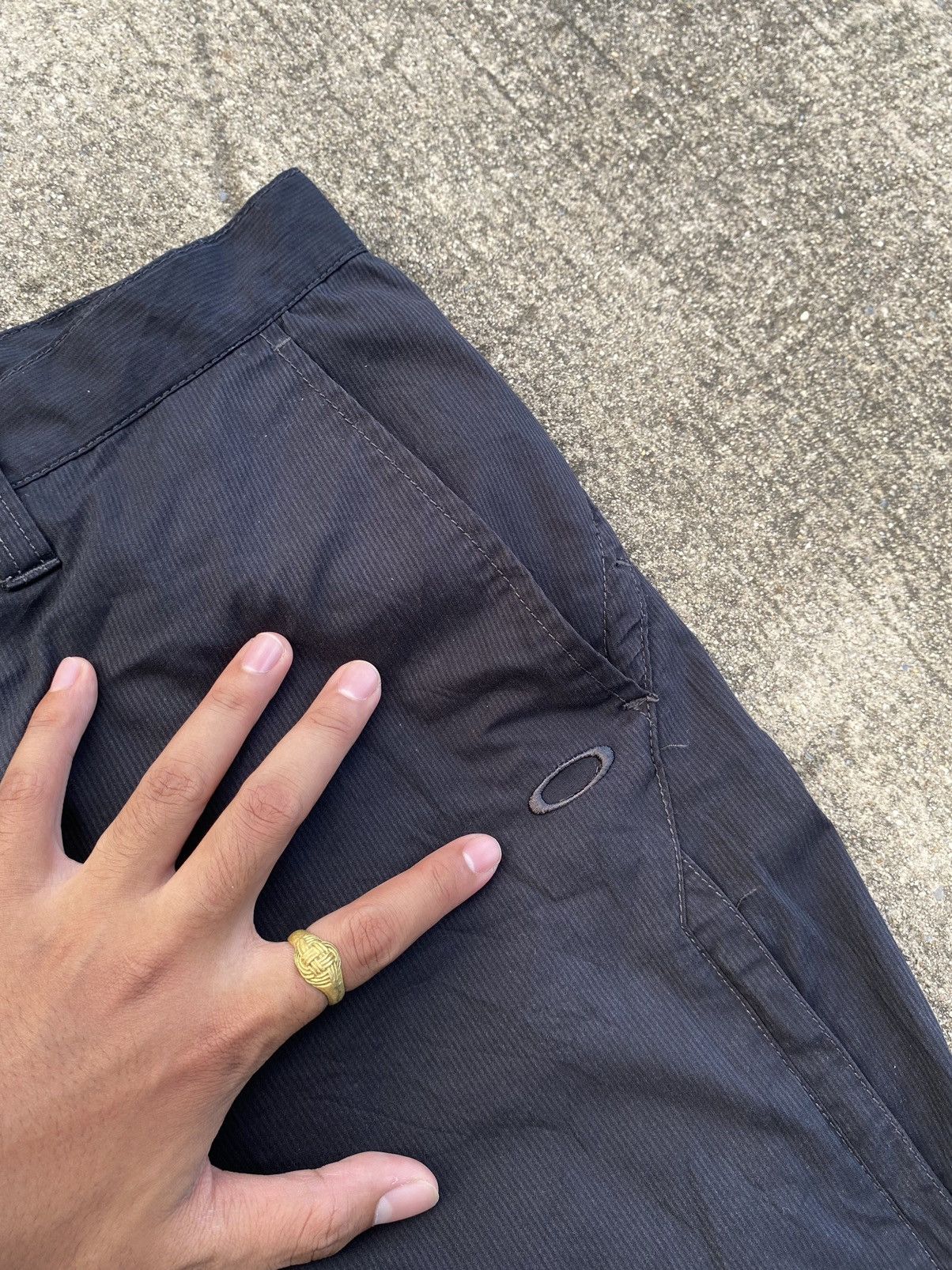 Oakley Vintage Oakley Casual Pants Size US 31 - 4 Thumbnail