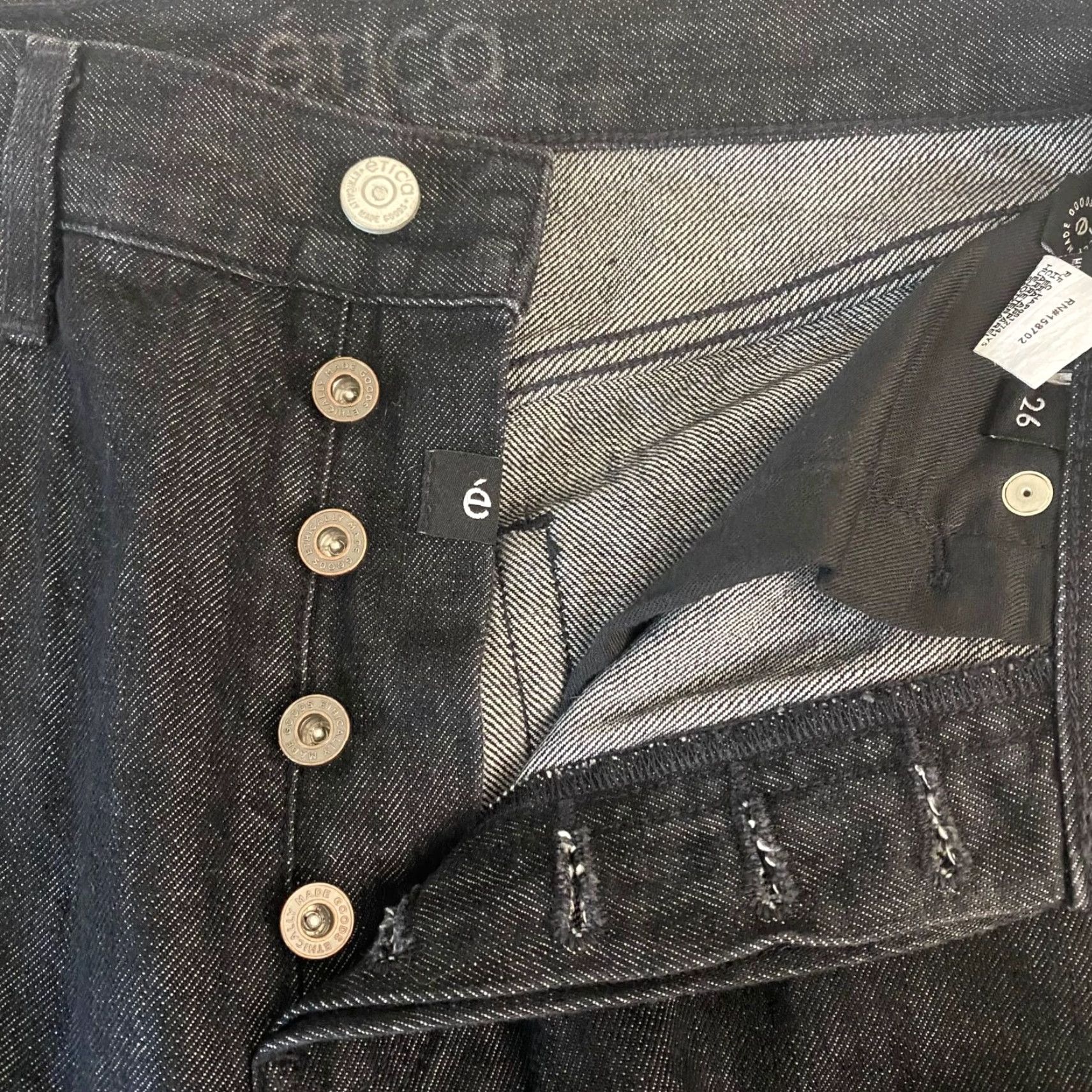 Vintage Ética Tyler Straight Leg Jeans Black Wash Denim High-Rise 26 Women/Womens 5-Pocket Style Button Fly Raw Hem denim Trending Sustainable New Size 26" / US 2 / IT 38 - 7 Thumbnail