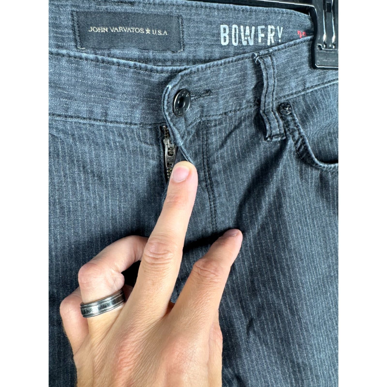 John Varvatos John Varvatos Jeans Mens 33 Pin Stripe Charcoal Gray Cotton Blend Denim Slim Straight 5-Pocket Belt Loops Belted Pockets Slimming Size US 33 - 5 Thumbnail