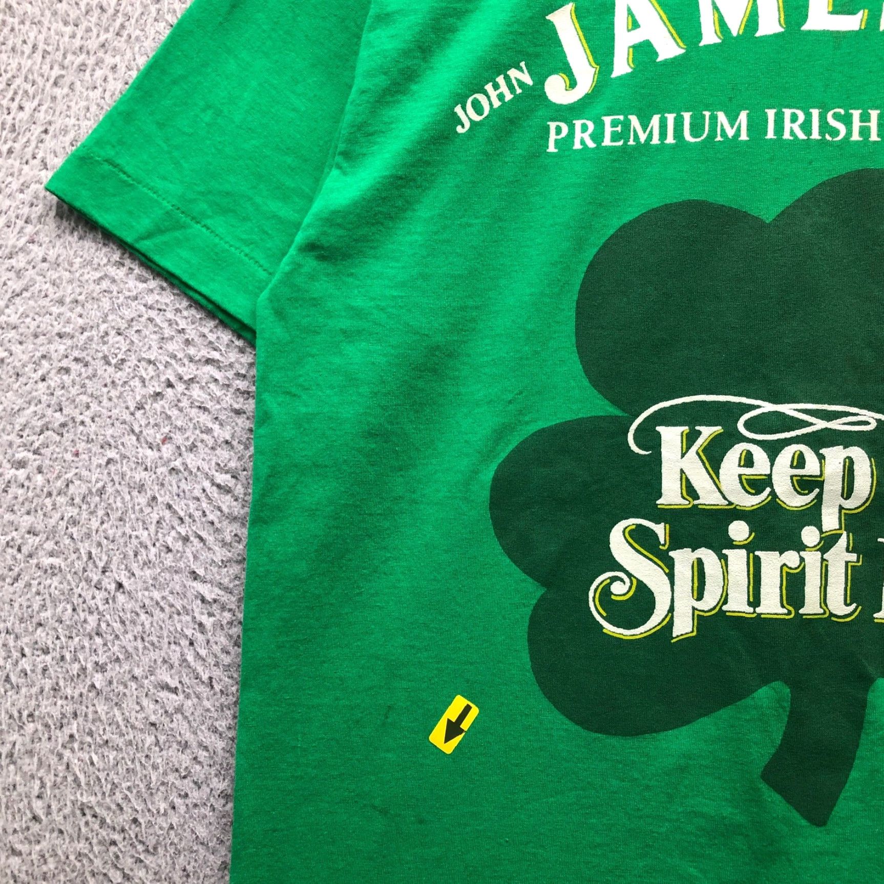 Fruit Of The Loom VINTAGE Jameson Irish Whiskey T-Shirt Mens L Green Graphic Retro 90s Flying Spirit Fruit of the Loom Shirt Size US L / EU 52-54 / 3 - 8 Thumbnail