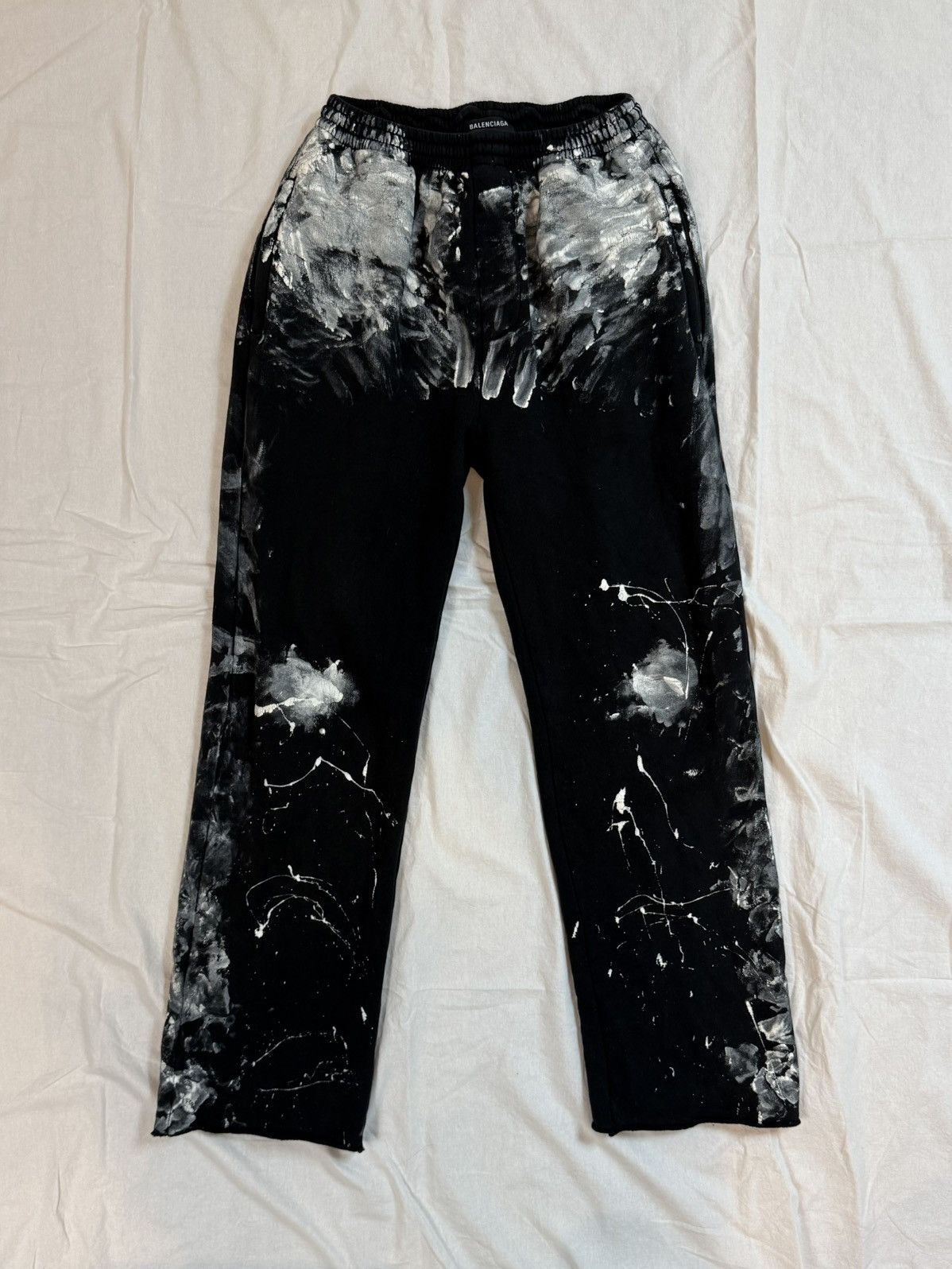 Balenciaga AW21 Paint Splatter Sweatpants Size US 32 / EU 48 - 1 Thumbnail