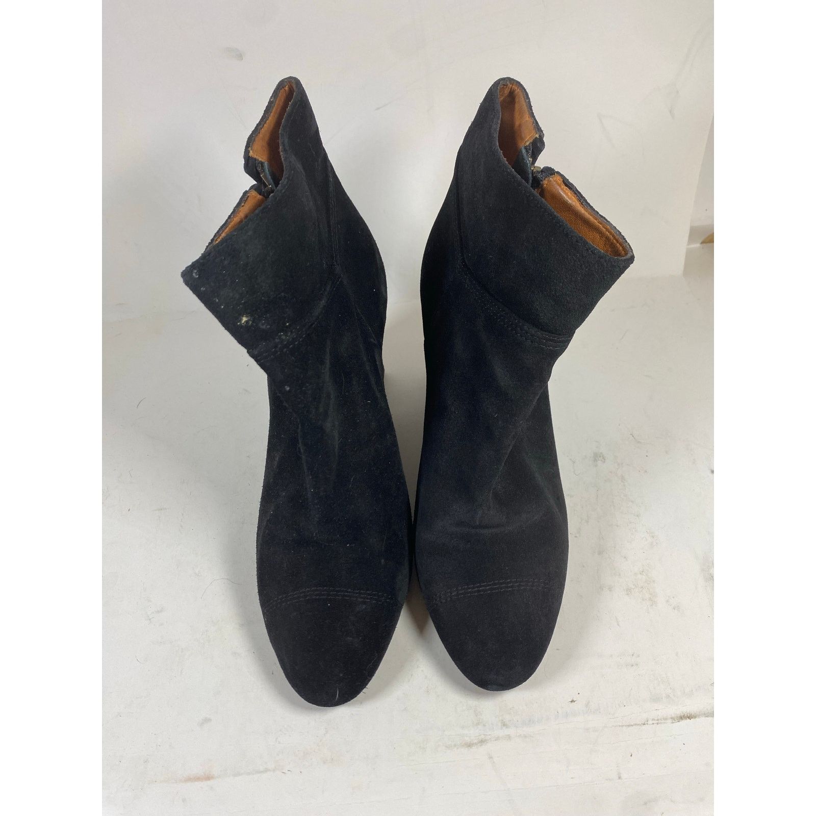 Lanvin Lavin Black Low Ankle Wedge Suede Bootie 8.5W Size US 8.5 / IT 38.5 - 2 Thumbnail