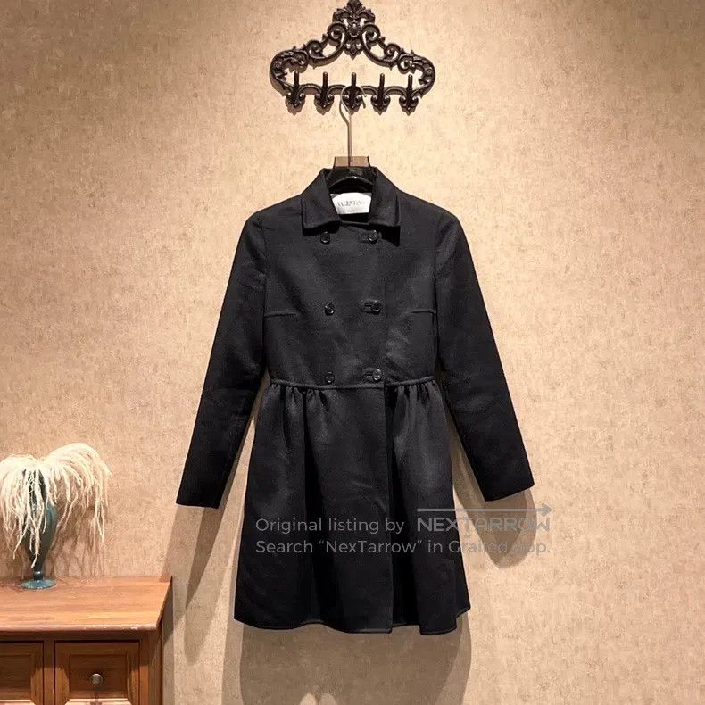 Valentino Valentino Black double-breasted coat Size S / US 4 / IT 40 - 1 Thumbnail