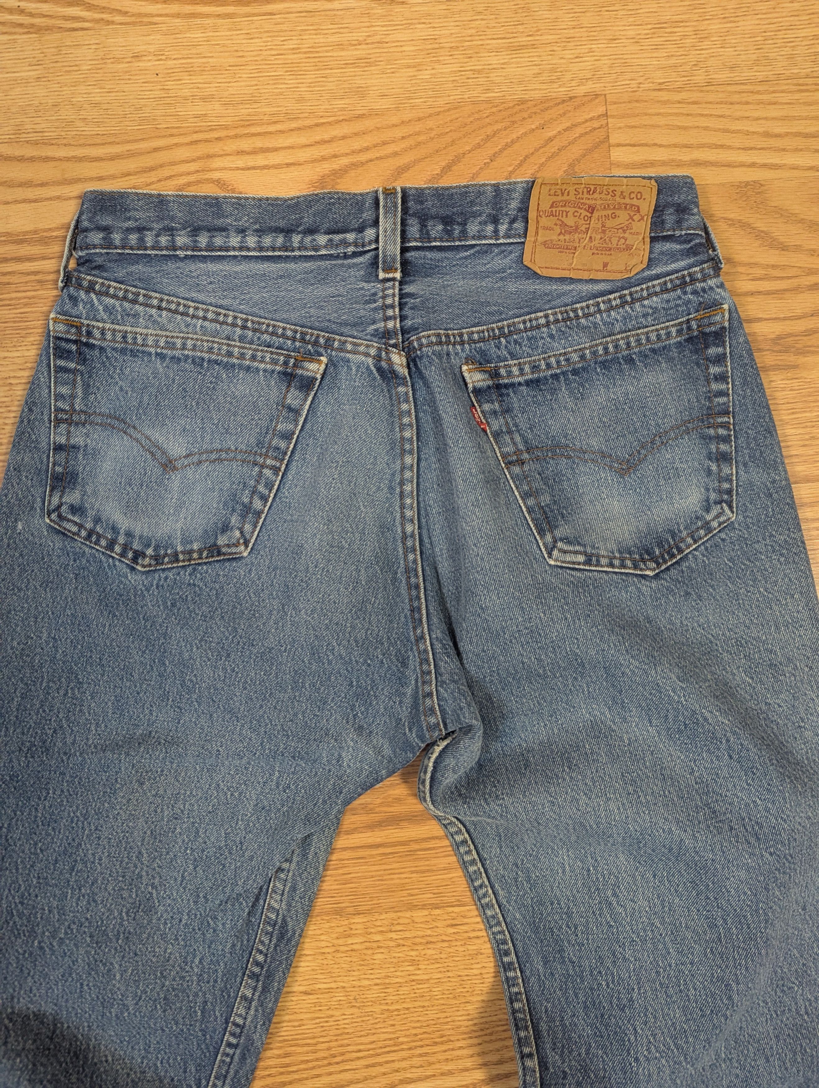 Jean × Levi's × Vintage Vintage Levis 501 Jeans Faded Blue Denim Size US 32 / EU 48 - 6 Thumbnail