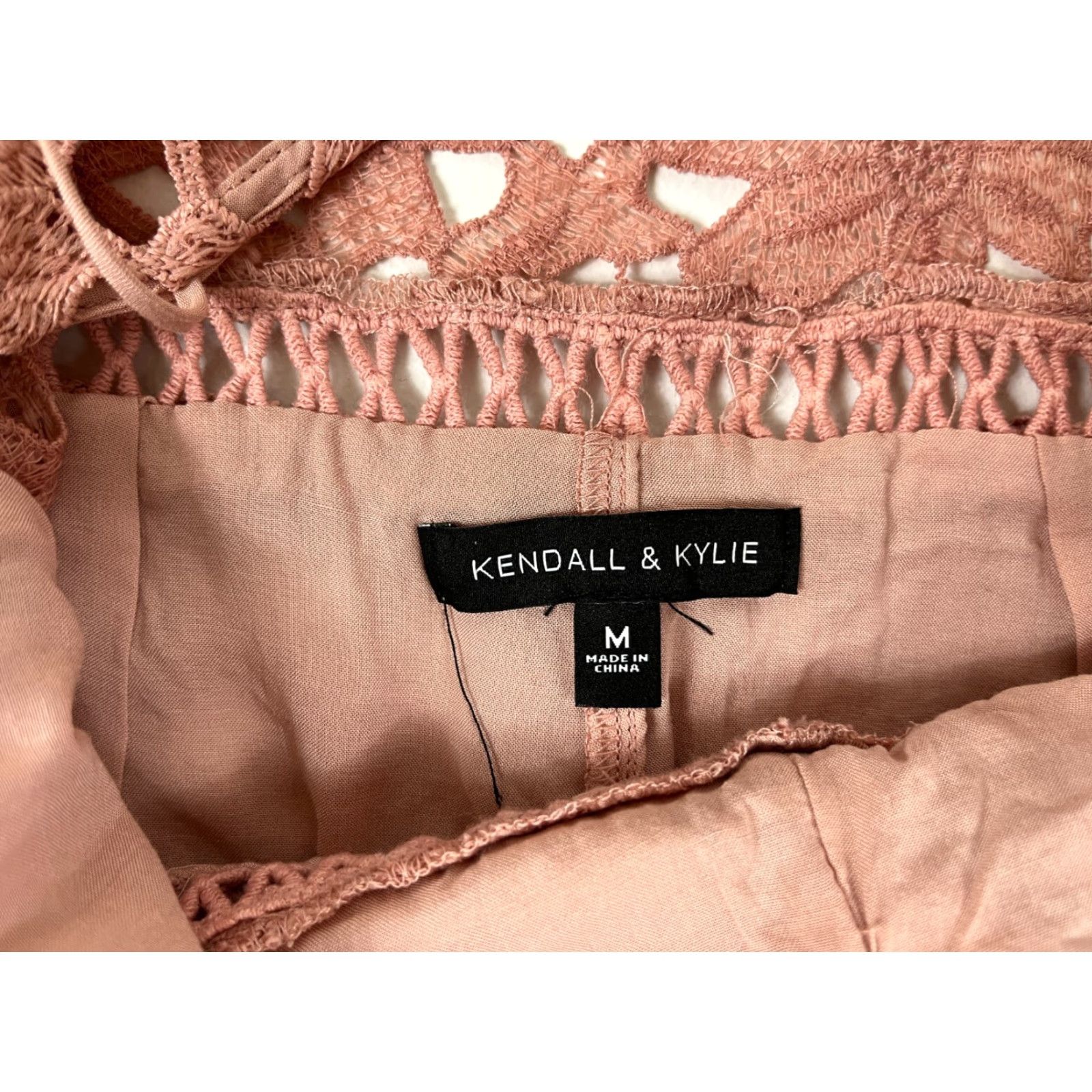 Vintage NWT Kendall & Kylie Women's Romper Lace Floral Mauve Sz M Size 32" / US 10 / IT 46 - 7 Thumbnail