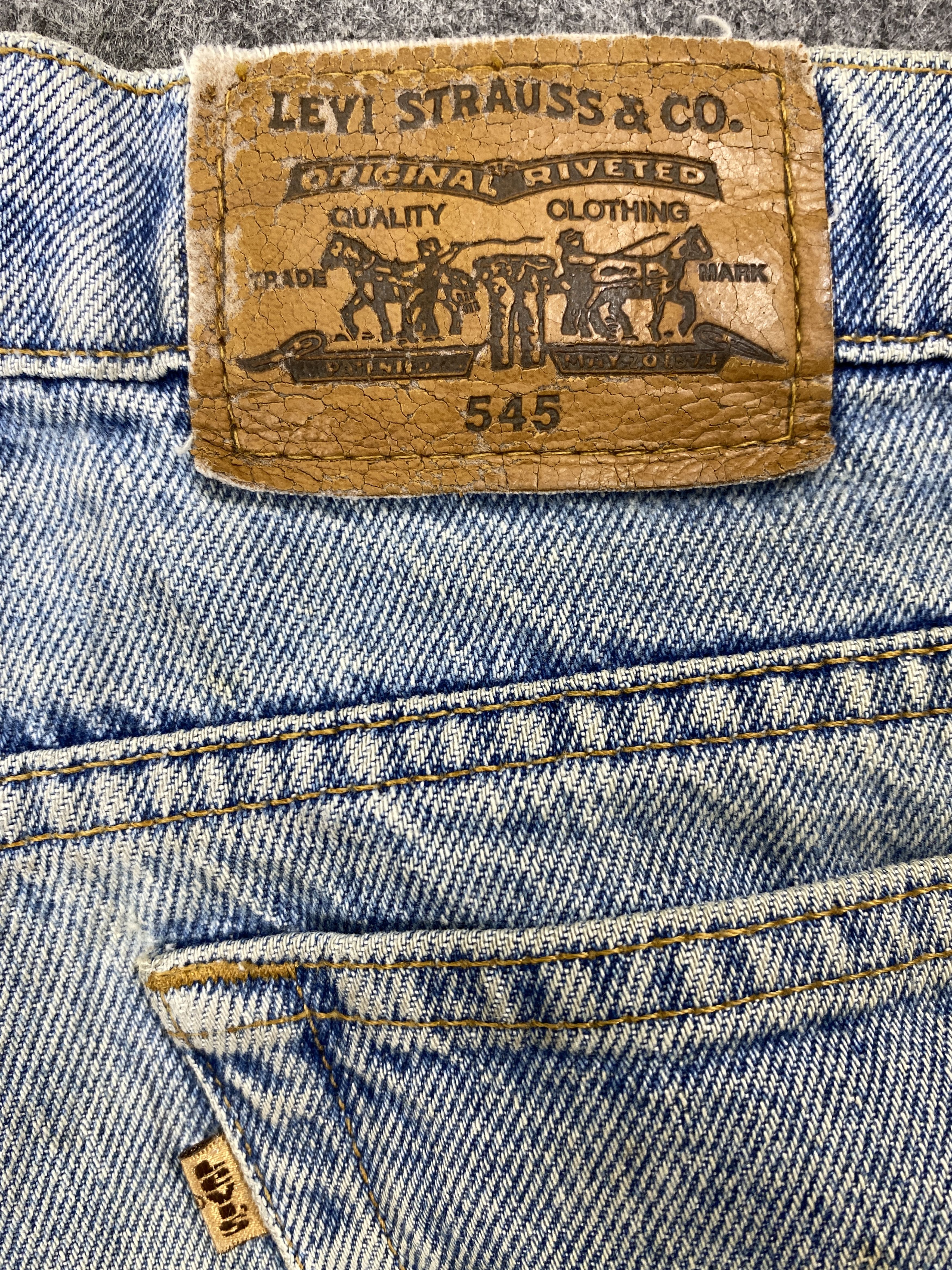 Levi's Dirty Blue Vintage Levi's 545 Loose Fit 33x29.5 Denim SJ071 Size US 33 - 10 Thumbnail