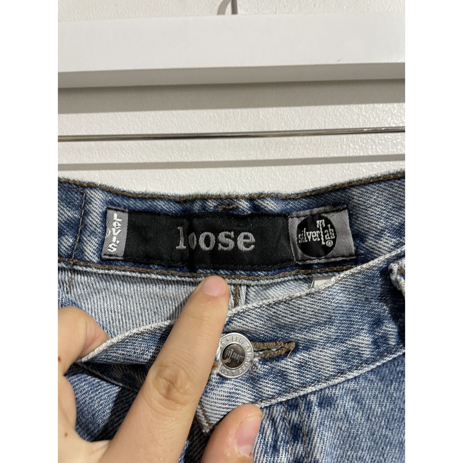 Levi's VINTAGE LEVIS SILVER TAB LOOSE JEAN SHORT SIZE 34 Size US 34 / EU 50 - 5 Thumbnail