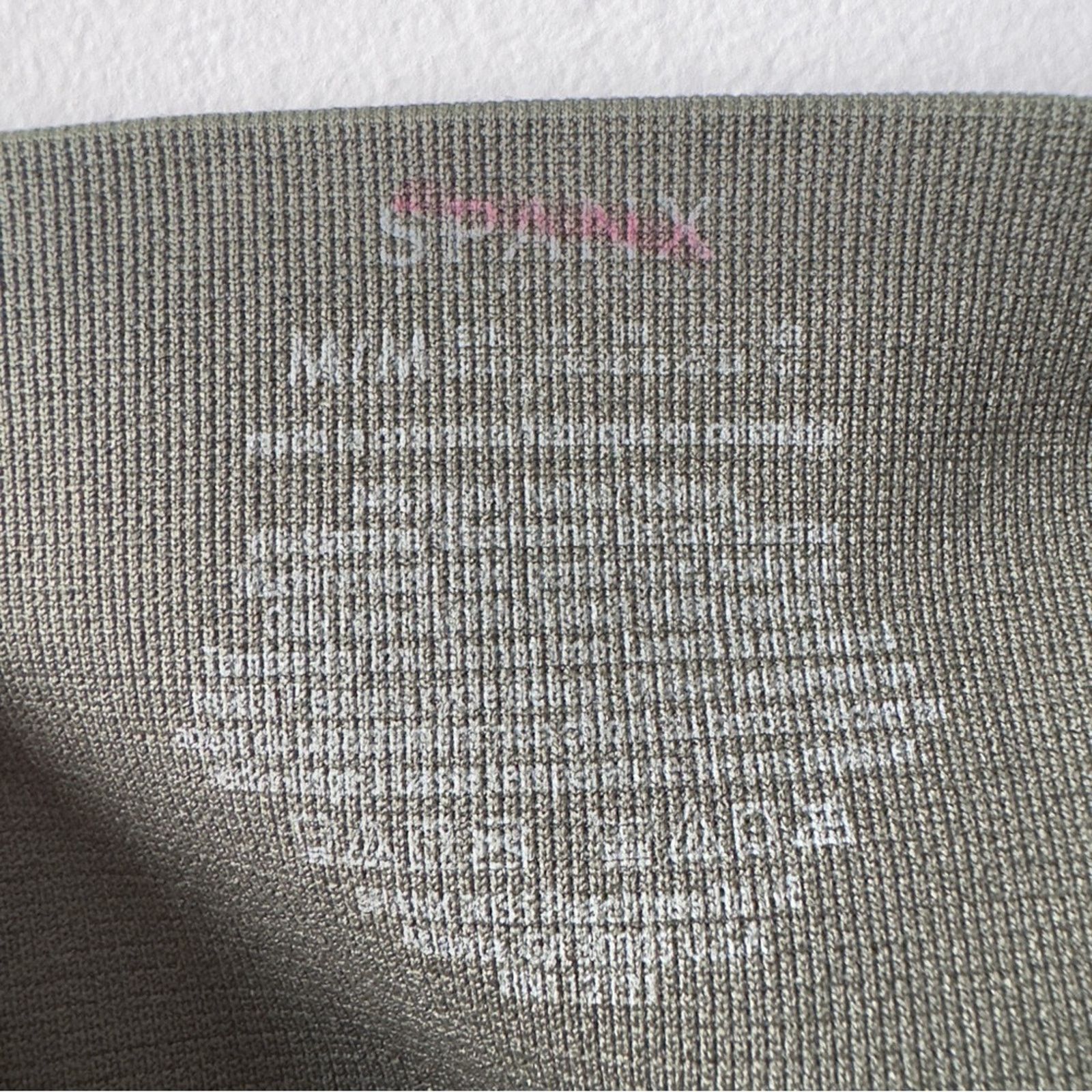 Spanx Spanx Camo Print High Waist Leggings Camouflage stretch M Size 30" / US 8 / IT 44 - 5 Thumbnail
