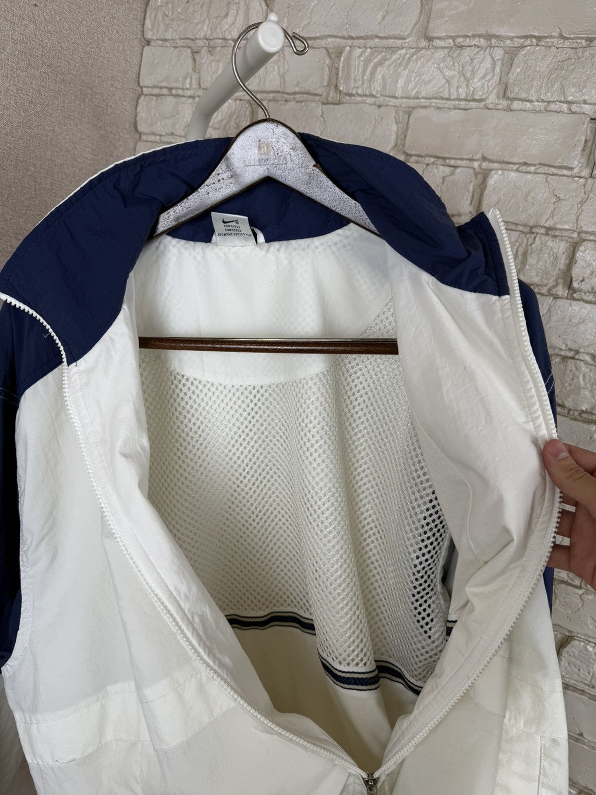 Nike Vintage Nike Challenge Court Mens White Blue Track Jacket Size US M / EU 48-50 / 2 - 16 Thumbnail