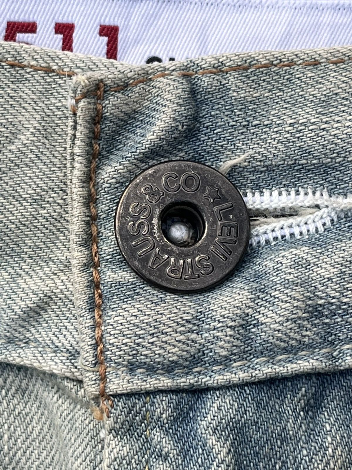 Levi's × Levi's Vintage Clothing Vintage Y2K Levi’s 511 Blue Washed Distressed Slim Fit Jeans Size US 32 / EU 48 - 12 Thumbnail