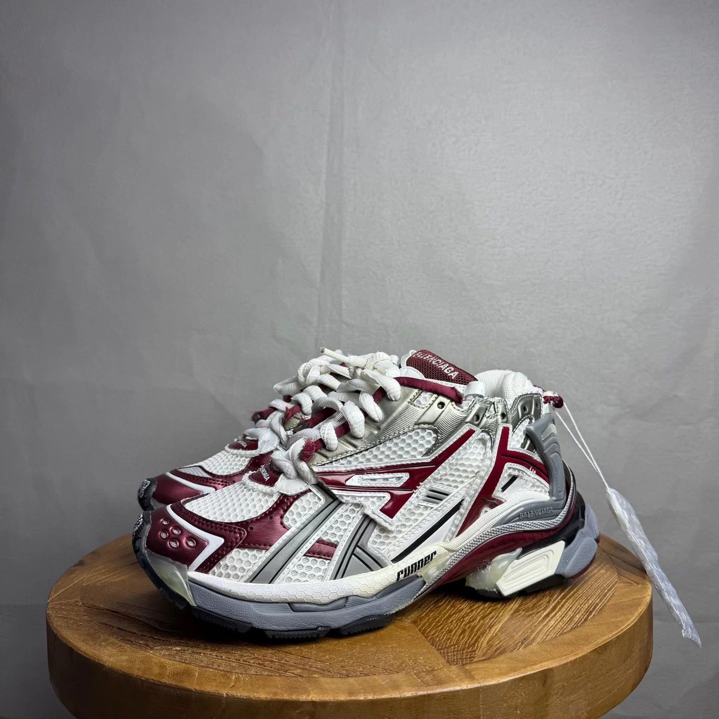 Balenciaga Balenciaga Runner Burgundy 38 98 New Size US 7 / IT 37 - 1 Thumbnail
