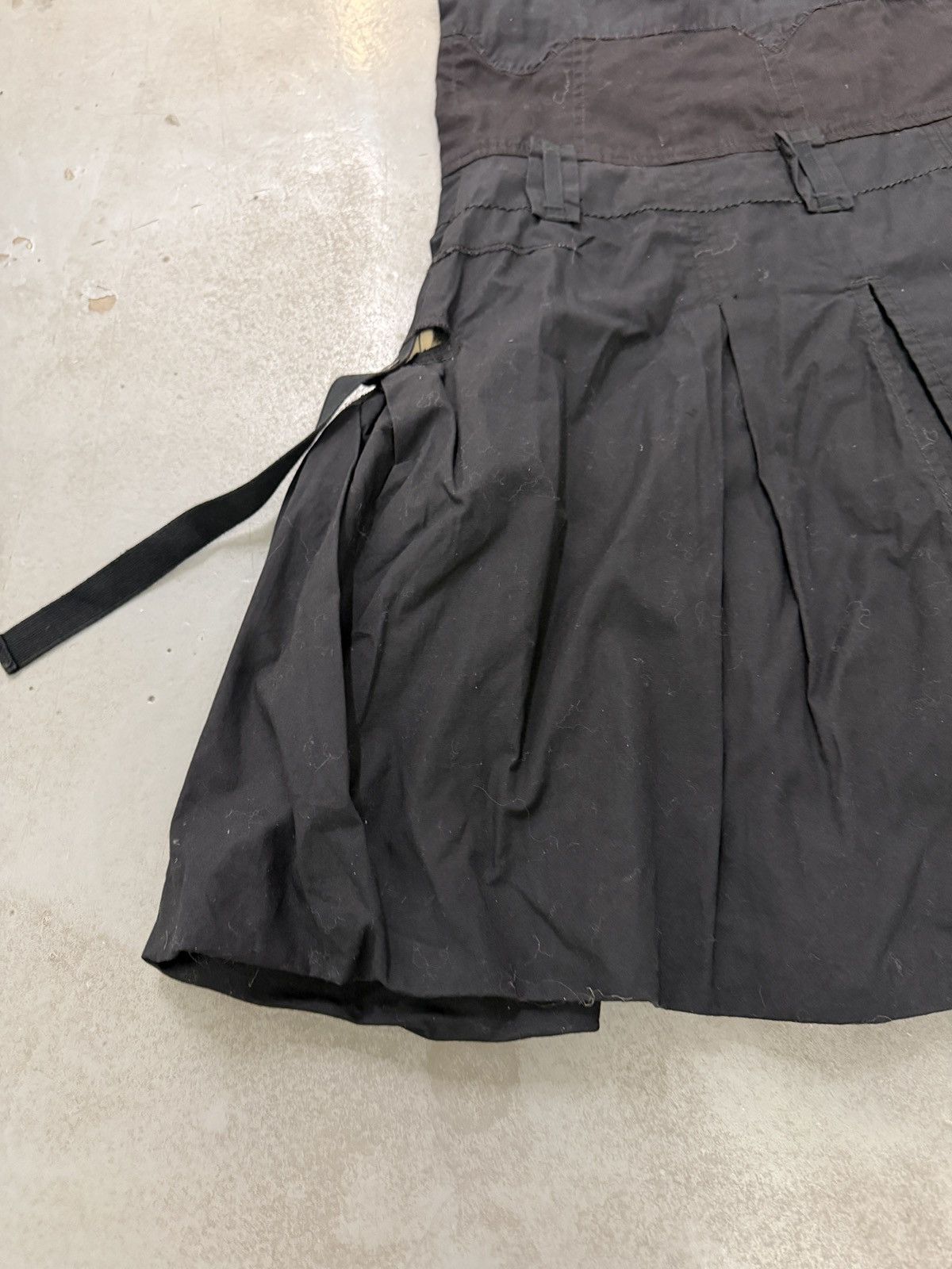 Marithe + Francois Girbaud Marithe François Girbaud Bondage Cargo Skirt Size 28" / US 6 / IT 42 - 9 Thumbnail