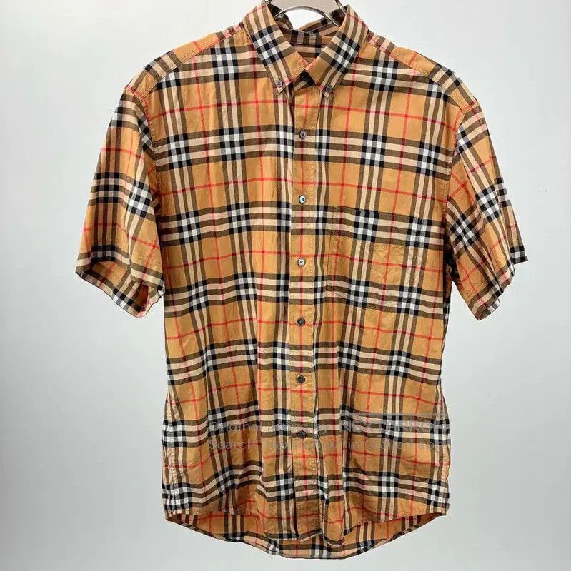 Burberry Burberry Men's Casual Short Sleeve Shirt. Size US L / EU 52-54 / 3 - 1 Thumbnail