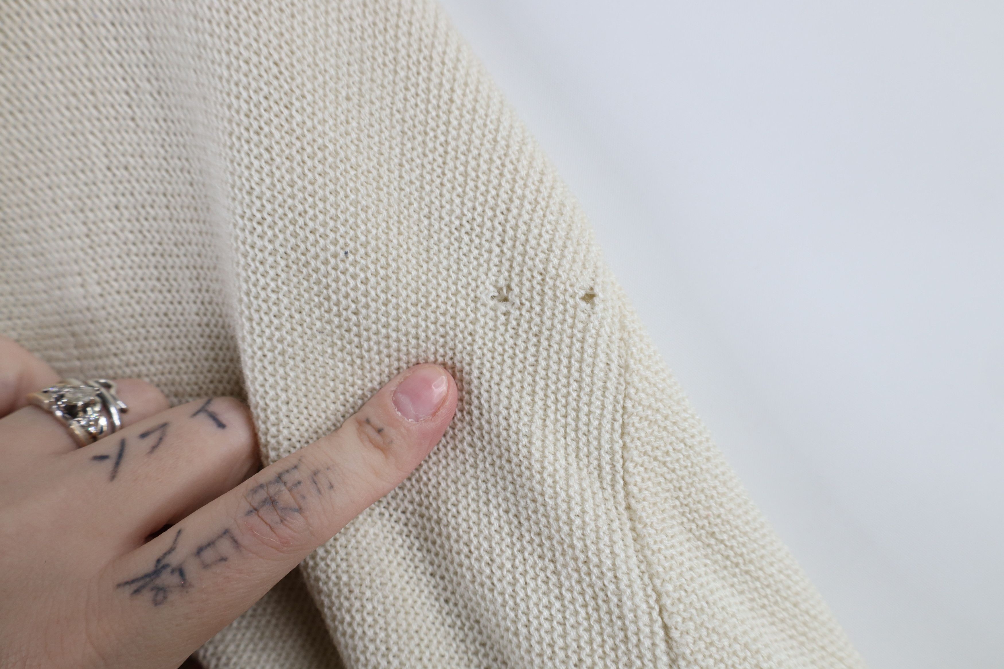 Vintage Vintage 90s Streetwear Knit Cardigan Sweater Beige Acrylic Size US XL / EU 56 / 4 - 6 Thumbnail