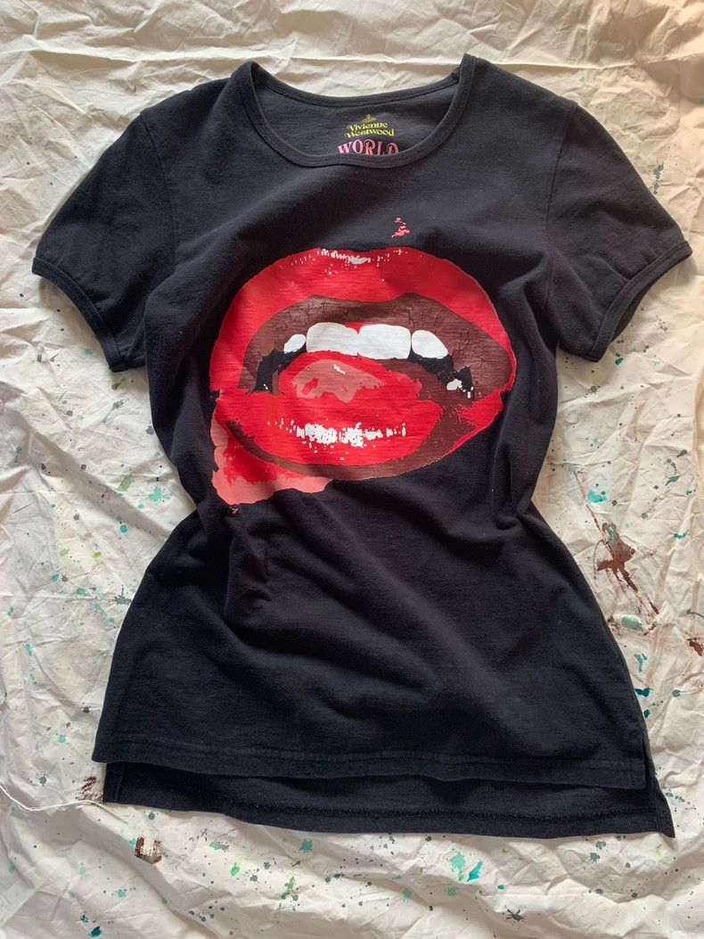 Vivienne Westwood Vivienne Westwood Red lips World landmark short sleeves Size M / US 6-8 / IT 42-44 - 1 Thumbnail