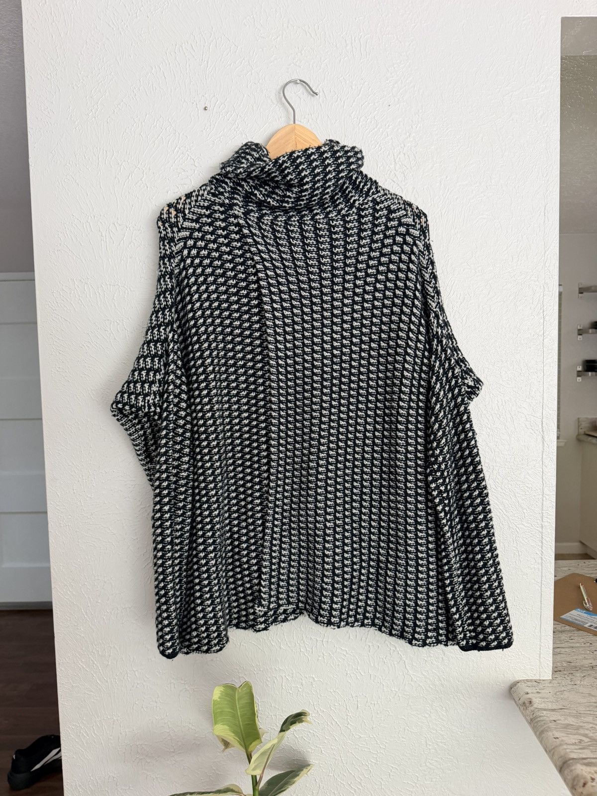 Diane von Furstenberg Diane Von Furstenberg Ahiga tweed turtleneck sweater M/L Size L / US 10 / IT 46 - 8 Thumbnail