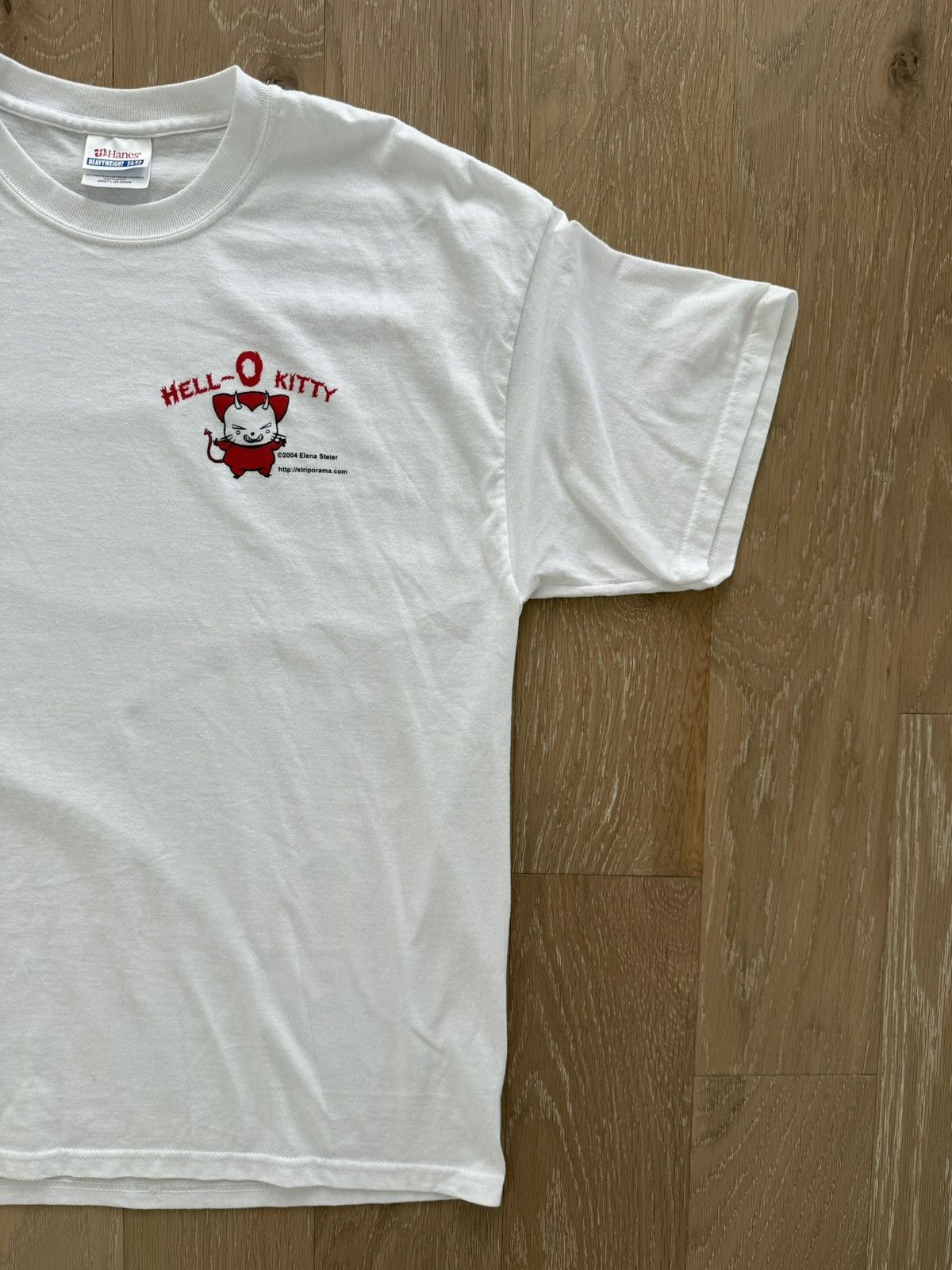 Hanes Hell O Kitty devil cat 2004 Shirt Size US L / EU 52-54 / 3 - 6 Thumbnail