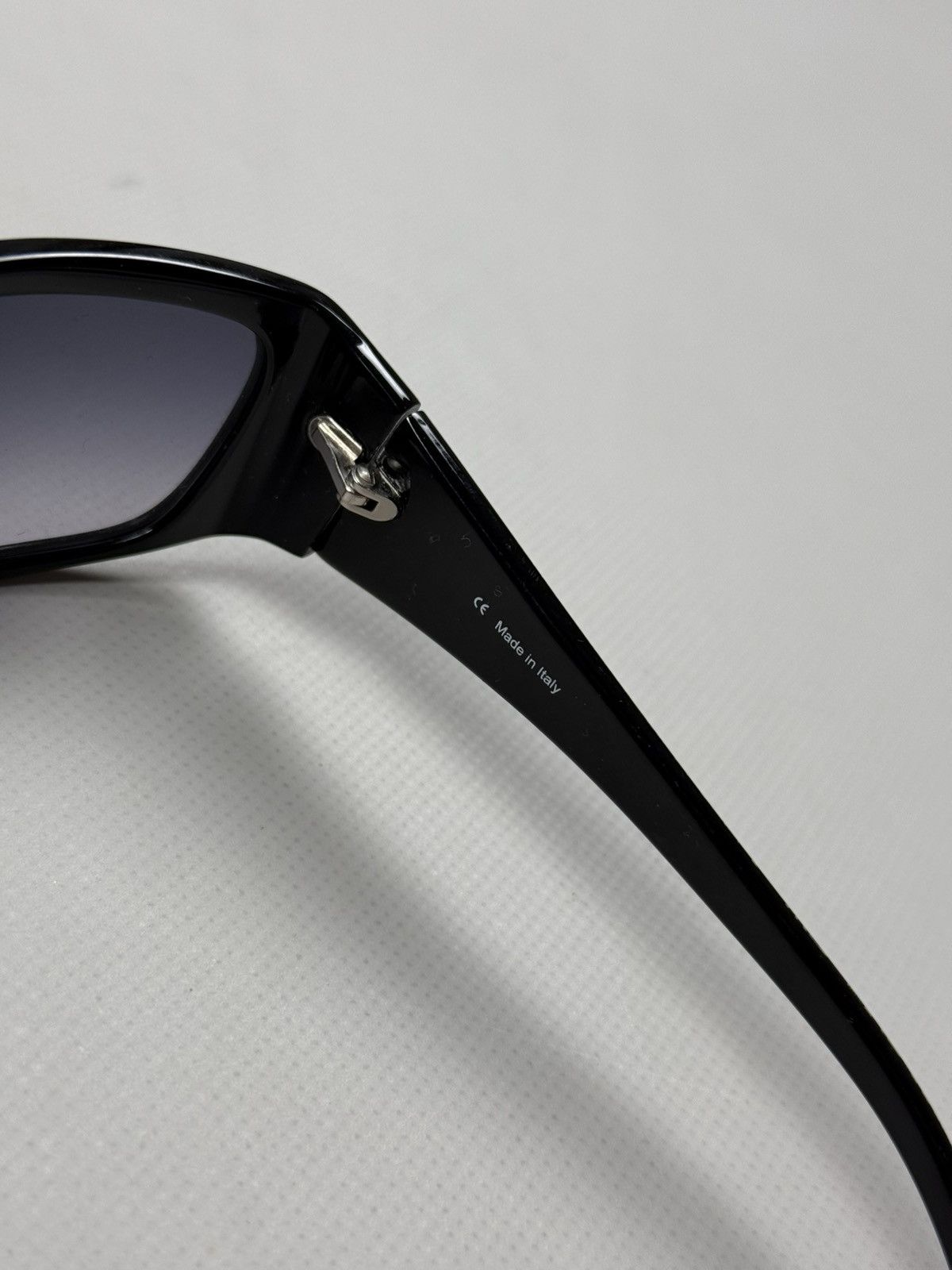 Jean Paul Gaultier Jean Paul Gaultier Unisex Hawaiian Print Sunglasses Size ONE SIZE - 10 Thumbnail