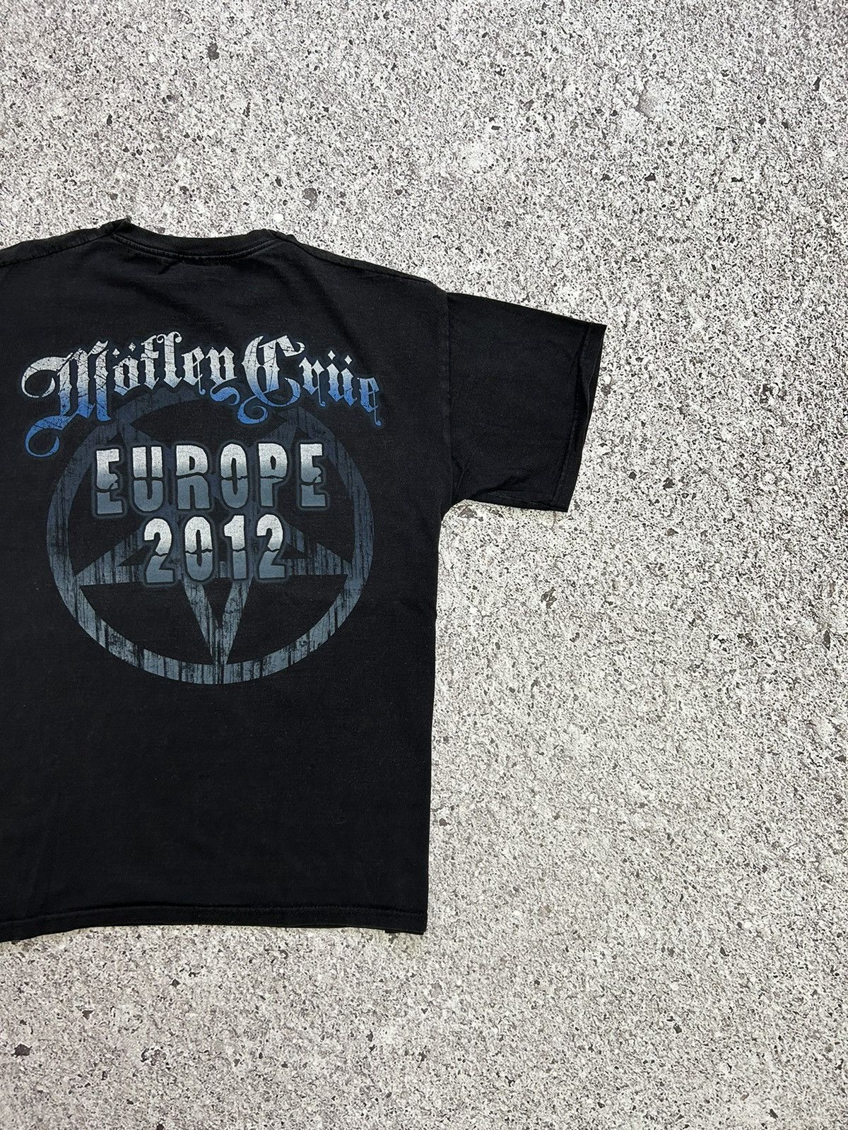 Band Tees × Vintage Vintage Motley Crue Europe Rock Band Promo Tour 2012 T-Shirt Size US M / EU 48-50 / 2 - 8 Thumbnail