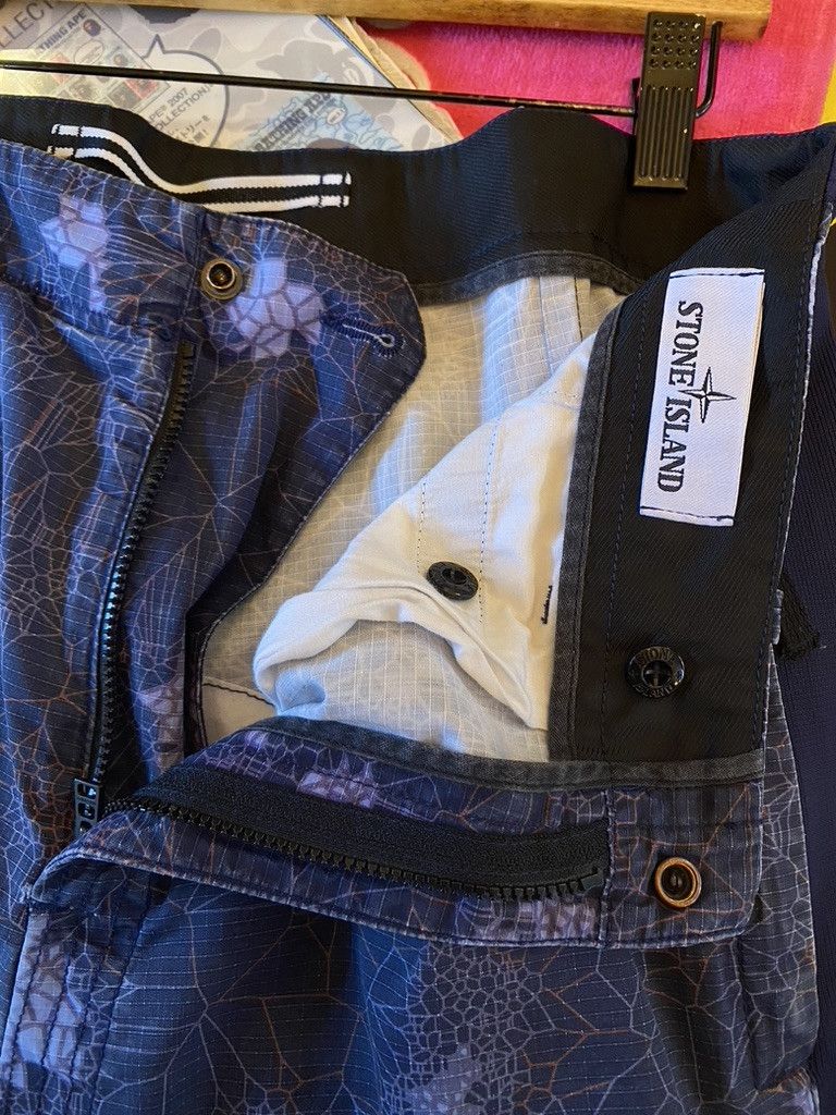Stone Island SS19 Stone Island Type RE-T Thermosensitive Camo Trousers Size US 31 - 10 Thumbnail