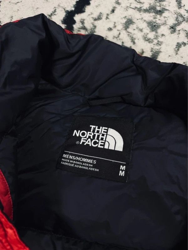 The North Face The North Face Nuptse 700 Down Jacket Red Black M tnf puffer Size US M / EU 48-50 / 2 - 5 Thumbnail