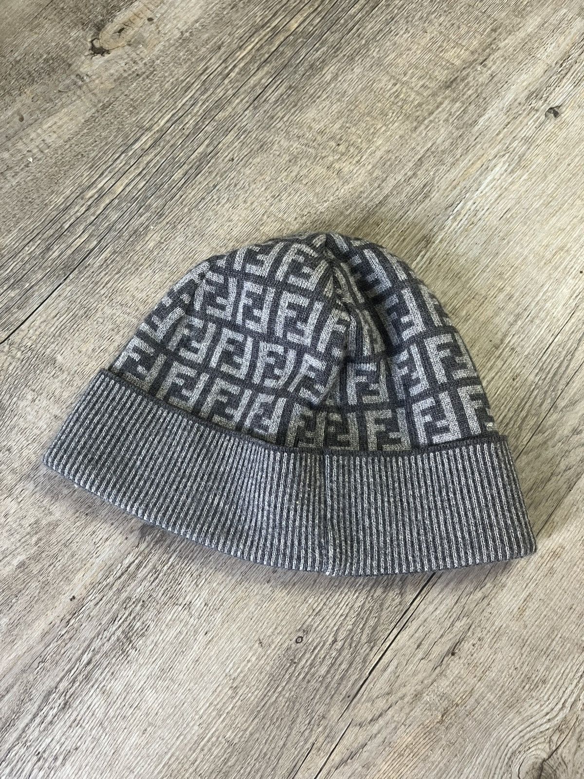 Fendi Fendi Zucca FF Logo Monogram Grey Wool Knitted Beanie Size ONE SIZE - 2 Thumbnail