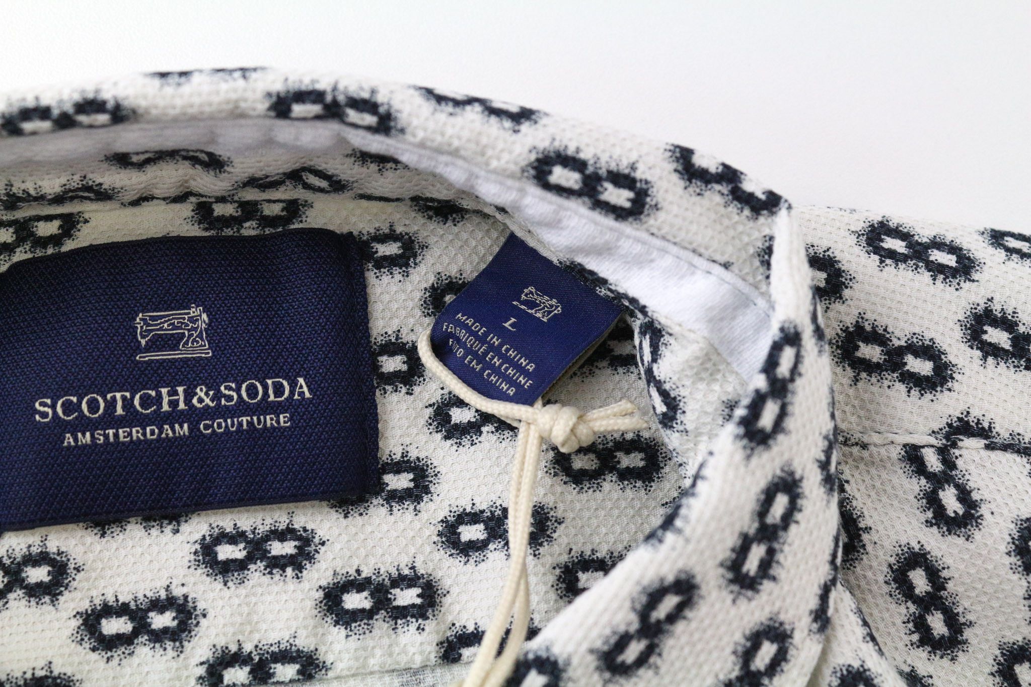 Scotch & Soda AMS COUTURE L White Navy Patterned Cotton Shirt 75667 Size US L / EU 52-54 / 3 - 7 Thumbnail