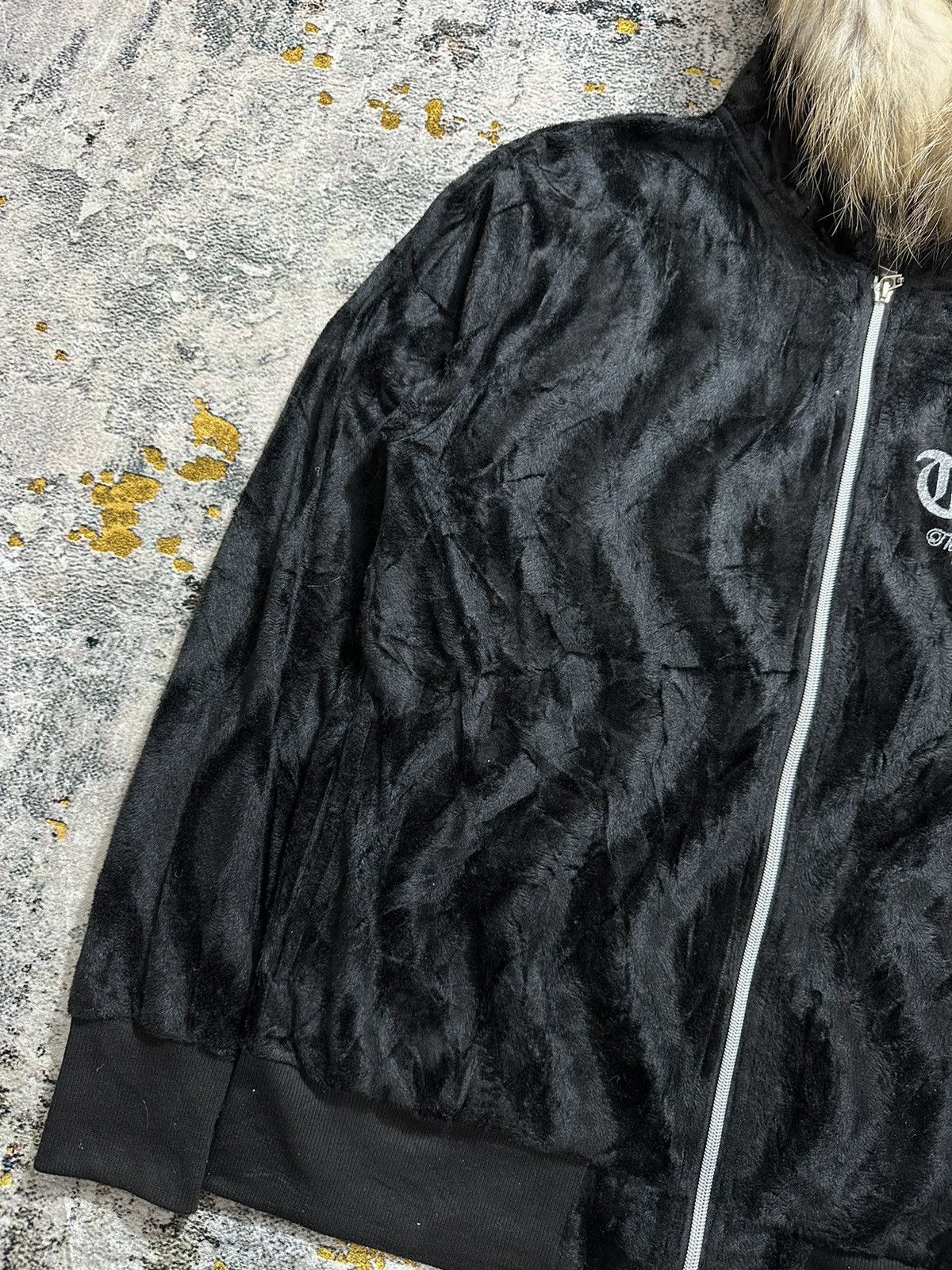 Beauty Beast AHEAD CLASH VELVET WAVY FUR ZIP HOODIE CH IFSIX LGB STYLE Size US L / EU 52-54 / 3 - 5 Thumbnail