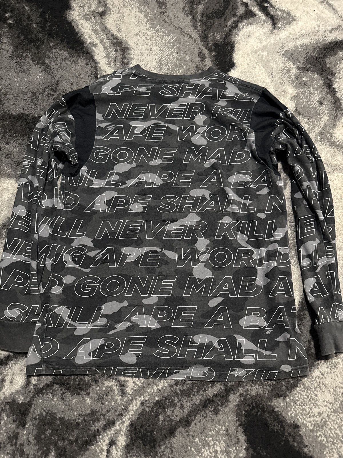 Bape Bape Long Sleeve T-Shirt Size US XL / EU 56 / 4 - 4 Thumbnail