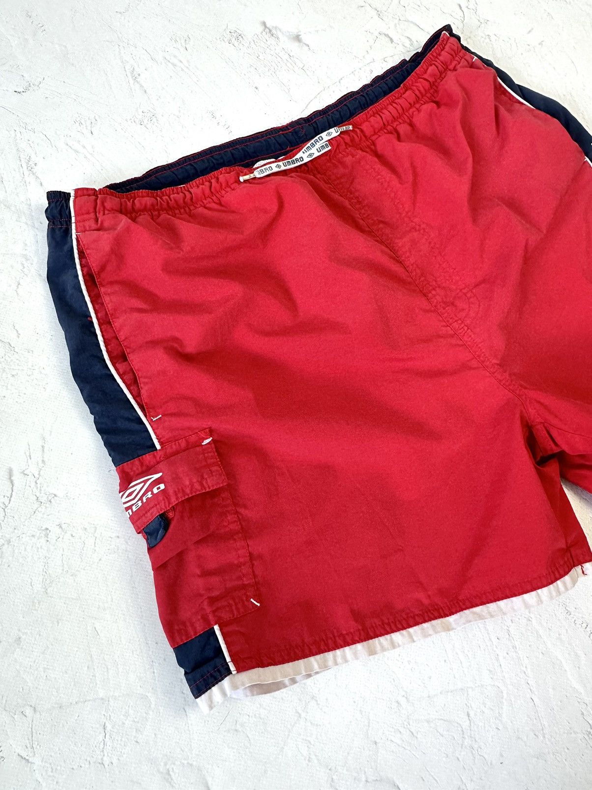 Umbro × Vintage Y2K Vintage Umbro Nylon Shorts Size US 32 / EU 48 - 2 Thumbnail
