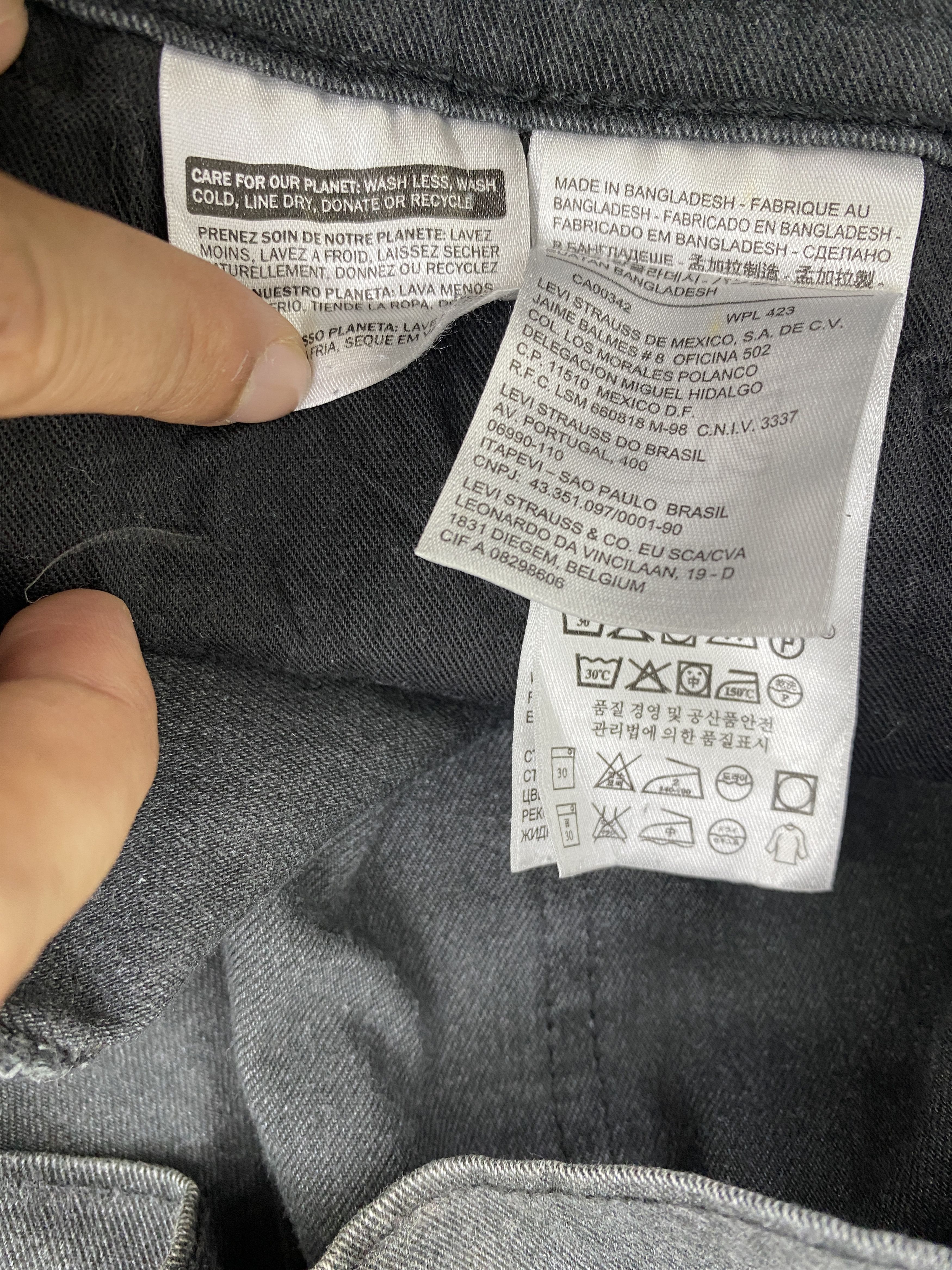 Levi's × Vintage Faded Black Vintage Levis 511 Denim Jeans Size US 34 / EU 50 - 14 Thumbnail