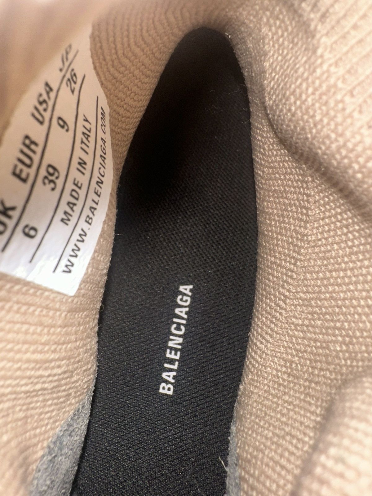 Balenciaga Balenciaga Speed 2.0-sneakers beige size 39 Size US 8 / IT 38 - 10 Thumbnail