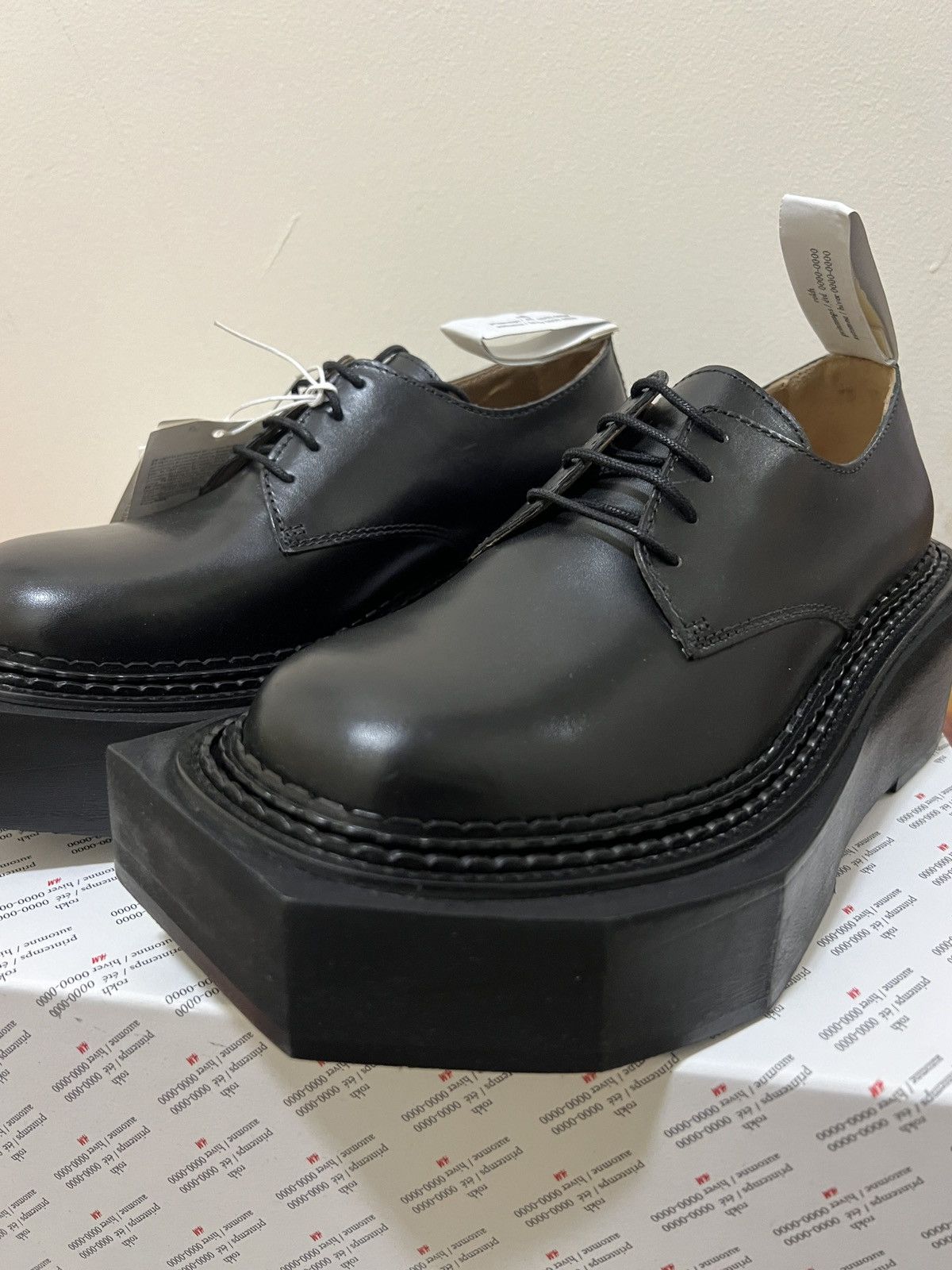 H&M × rokh rokh H&M. Platform derby shoes in leather Size US 7 / EU 40 - 7 Thumbnail