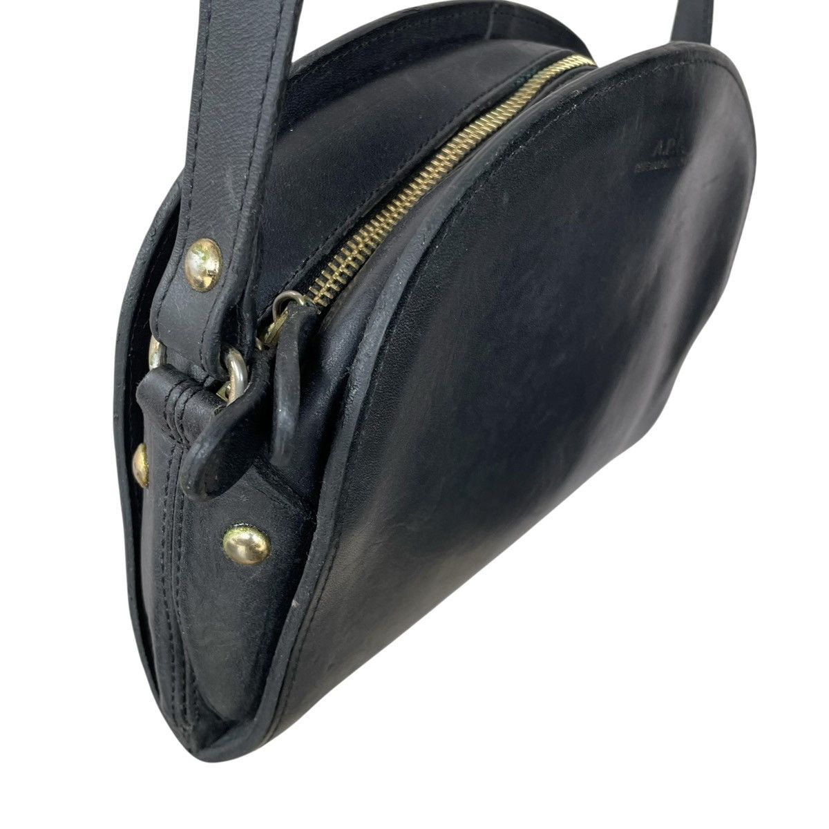 A.P.C. × Genuine Leather A.P.C Rue Madame Paris Demi-Lune Full Leather Crossbody Bag Size ONE SIZE - 4 Thumbnail