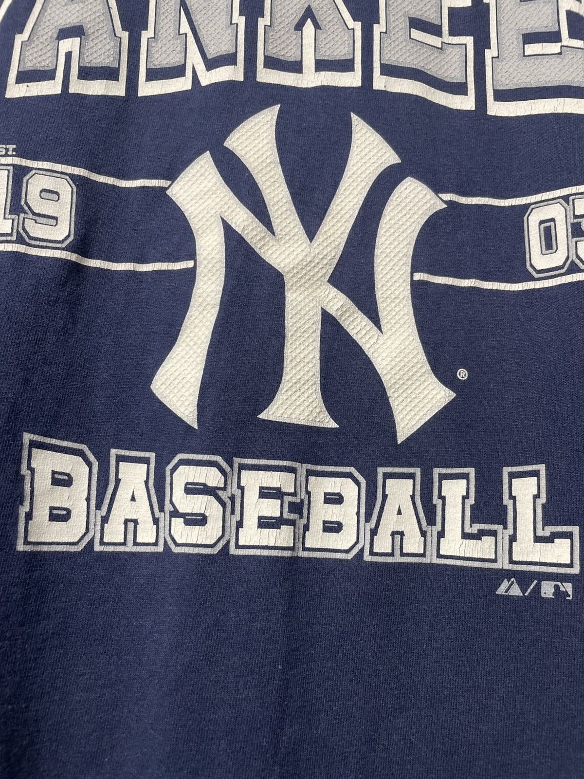 New York Yankees Vintage New York Yankees Majestic T-Shirt Baseball MLB Size US S / EU 44-46 / 1 - 9 Thumbnail