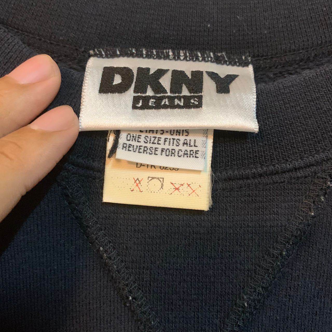 DKNY Vintage Dkny NYC Jeans Black Sweatshirt Size US XL / EU 56 / 4 - 3 Thumbnail